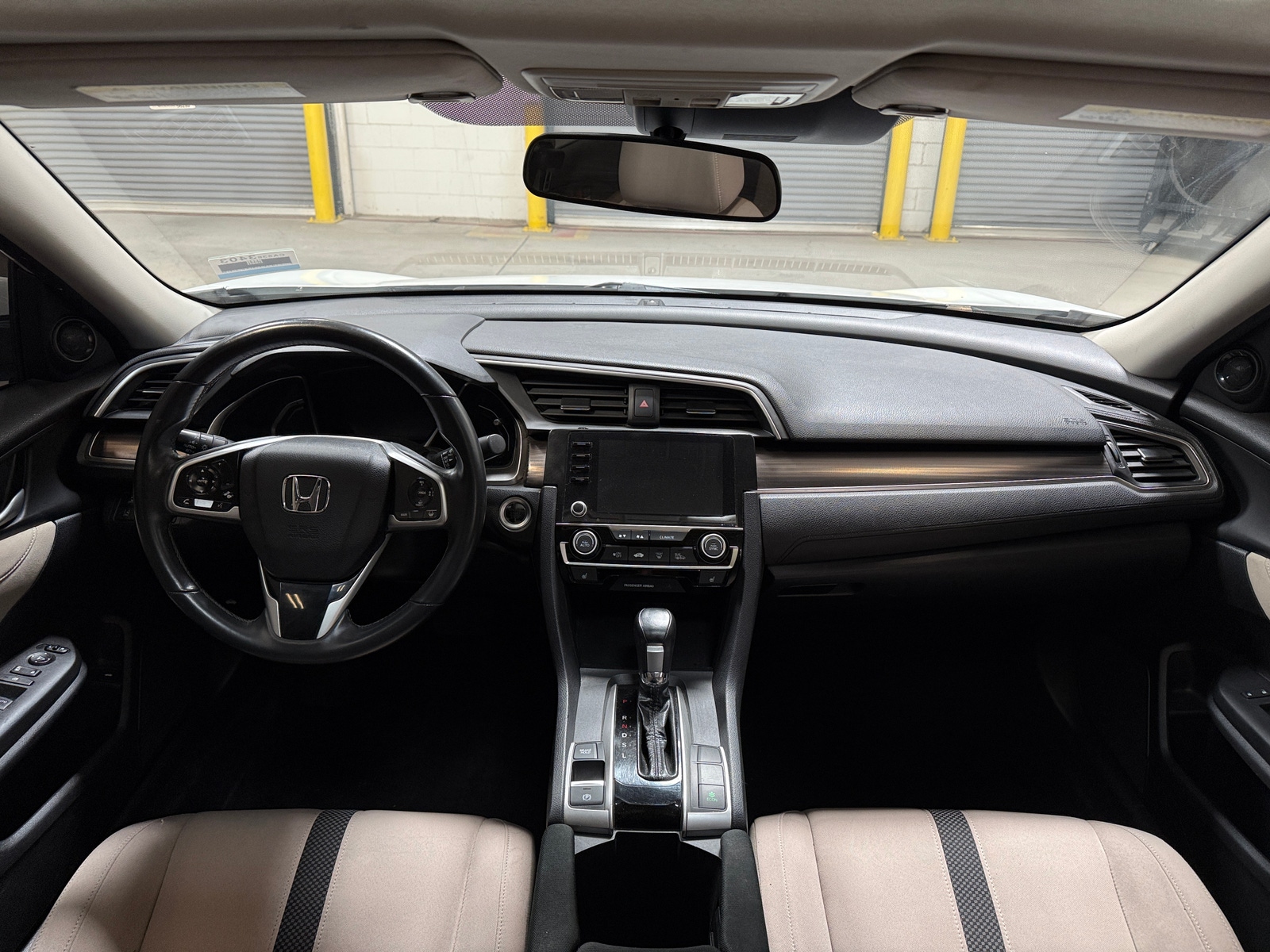 Thumbnail: 2019 Honda Civic - 3