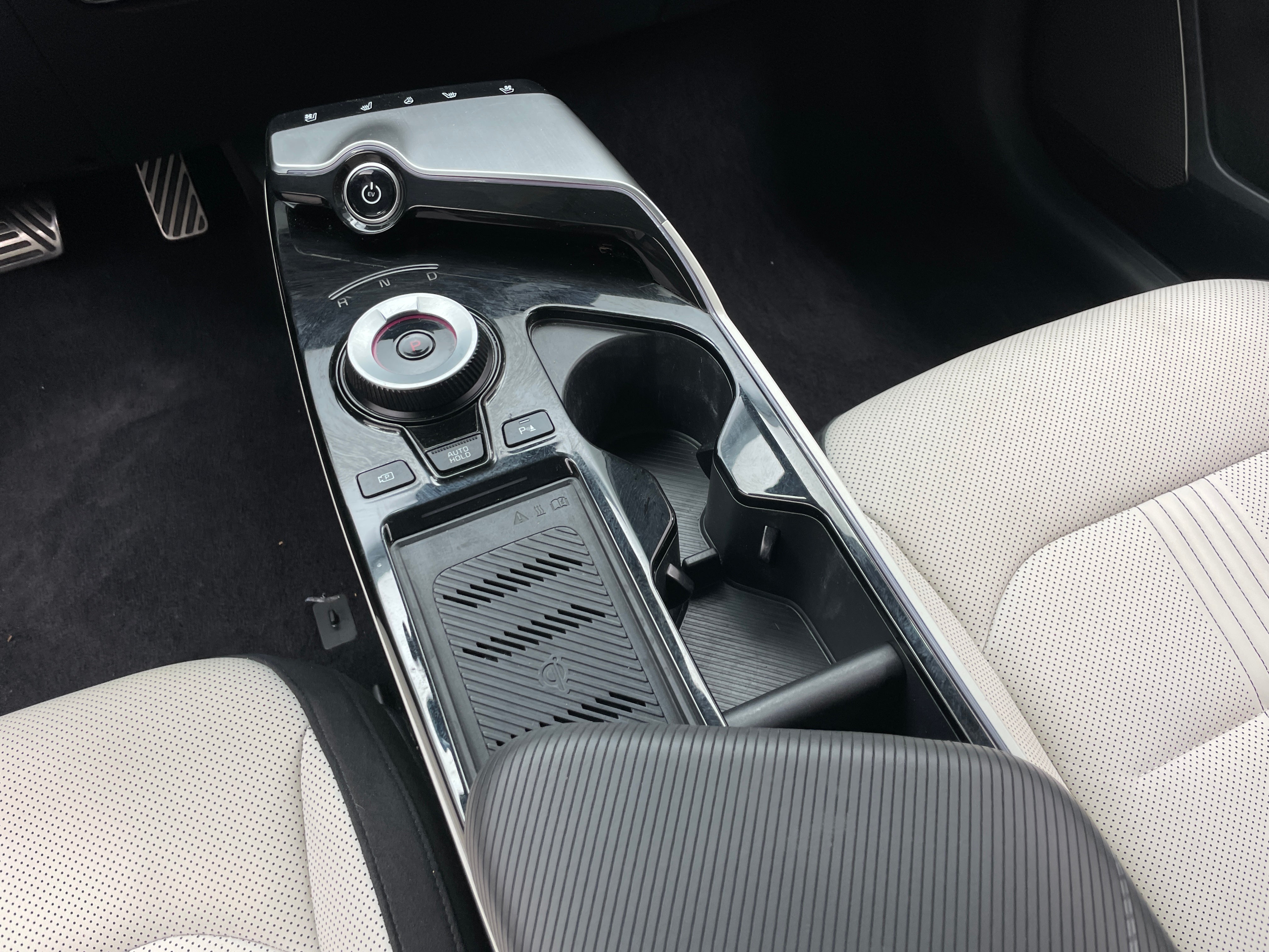 Used 2024 Kia EV6 GT-Line with VIN KNDC4DLC3R5194716 for sale in Auburn, WA