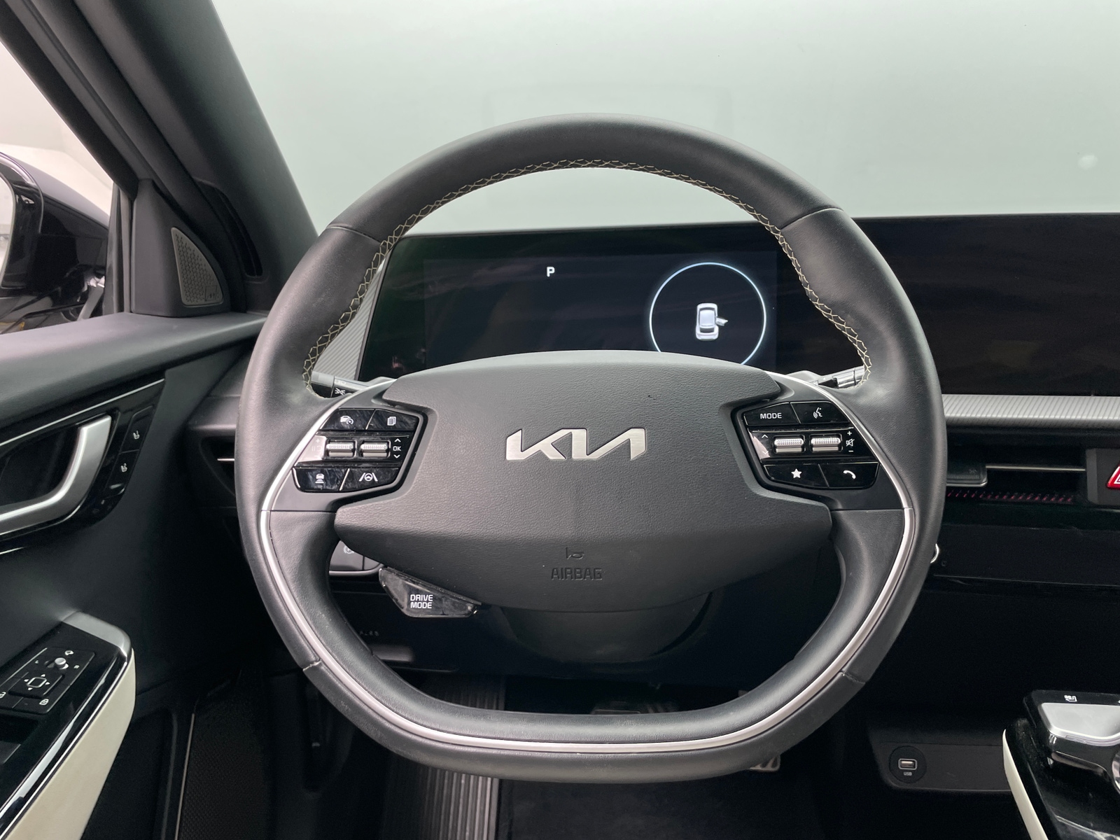 Thumbnail: 2024 Kia EV6 - 5