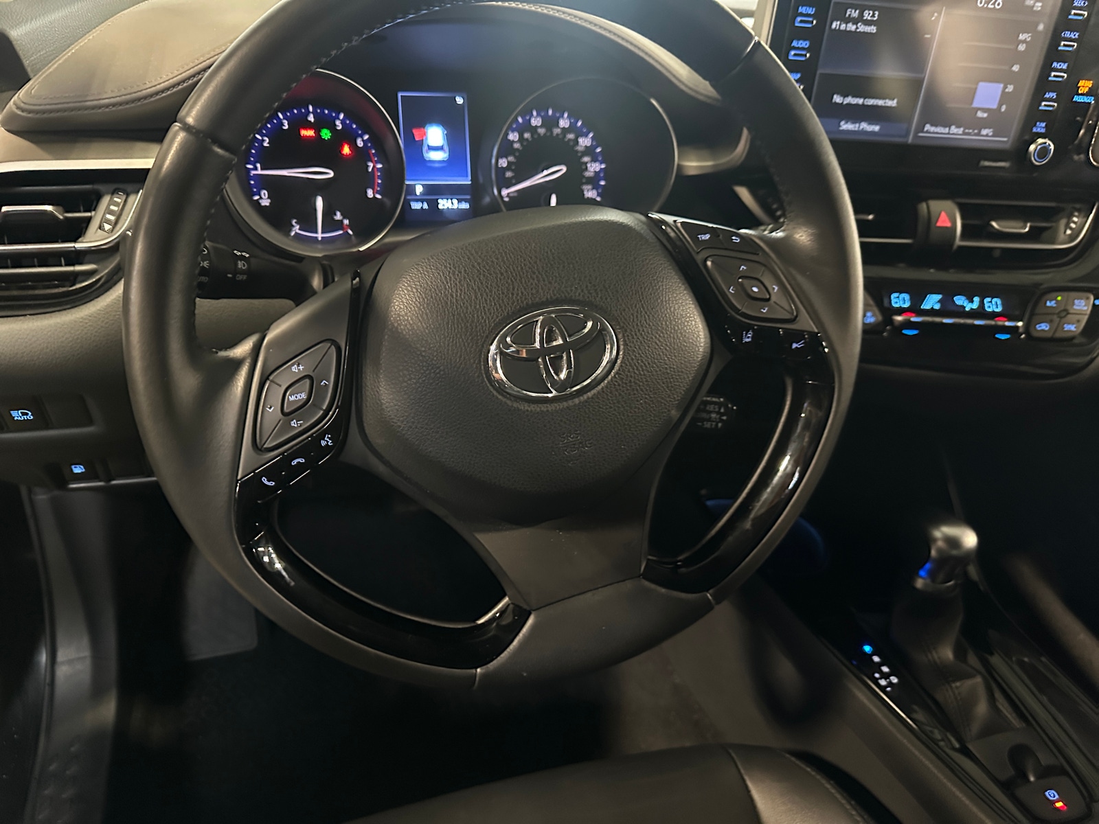 Thumbnail: 2021 Toyota C-HR - 4