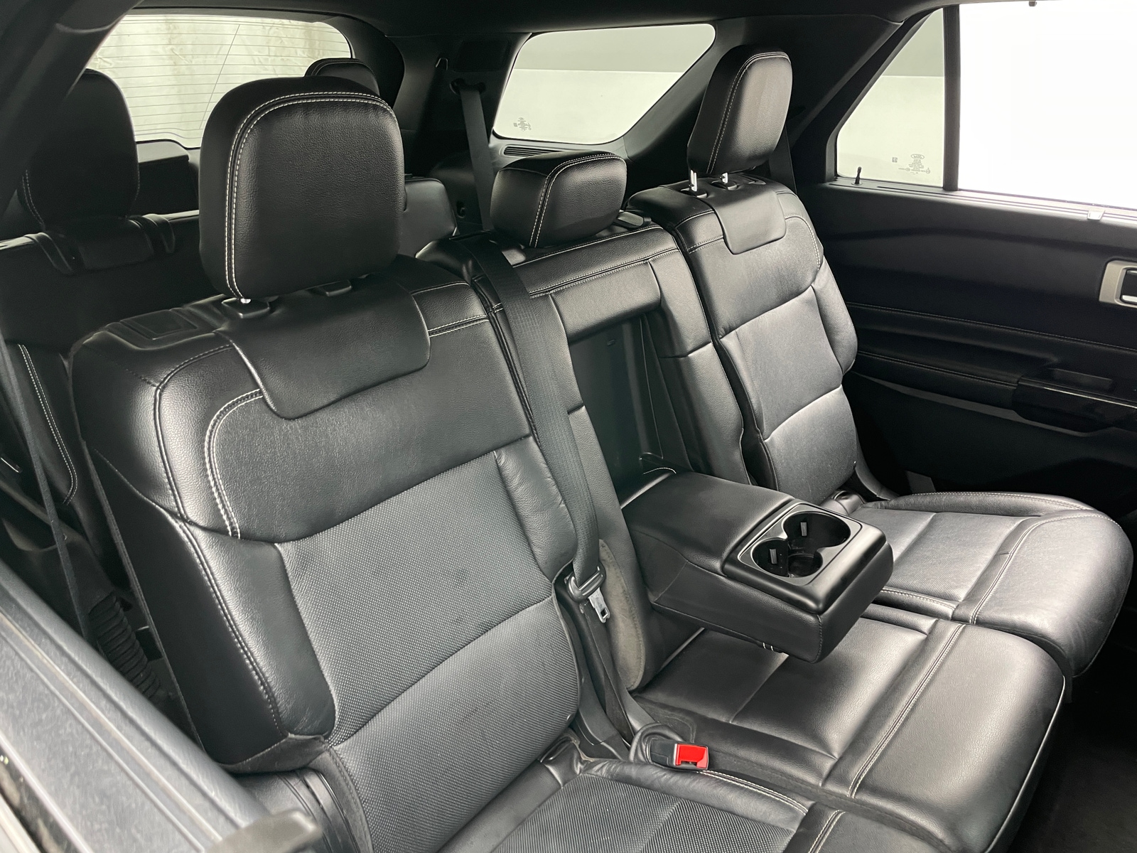Thumbnail: 2021 Ford Explorer - 5