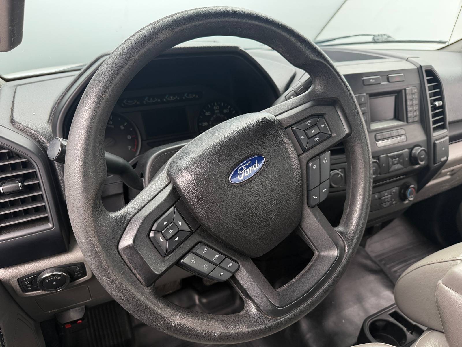 Thumbnail: 2016 Ford Econoline - 4