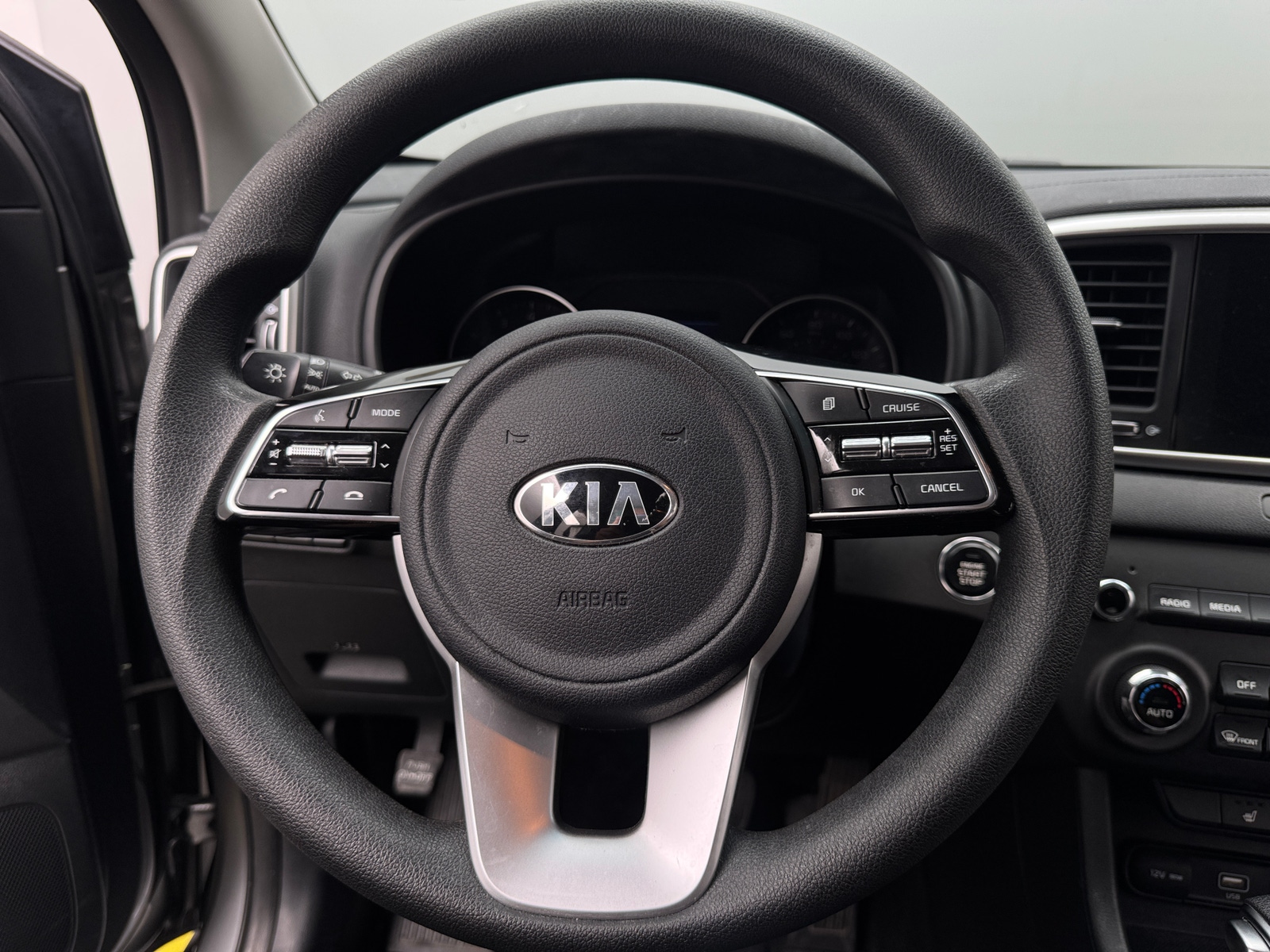 Thumbnail: 2022 Kia Sportage - 5