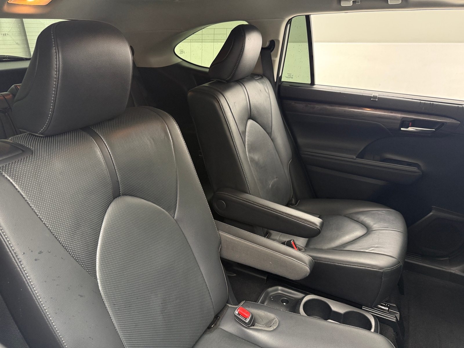 Thumbnail: 2020 Toyota Highlander - 5