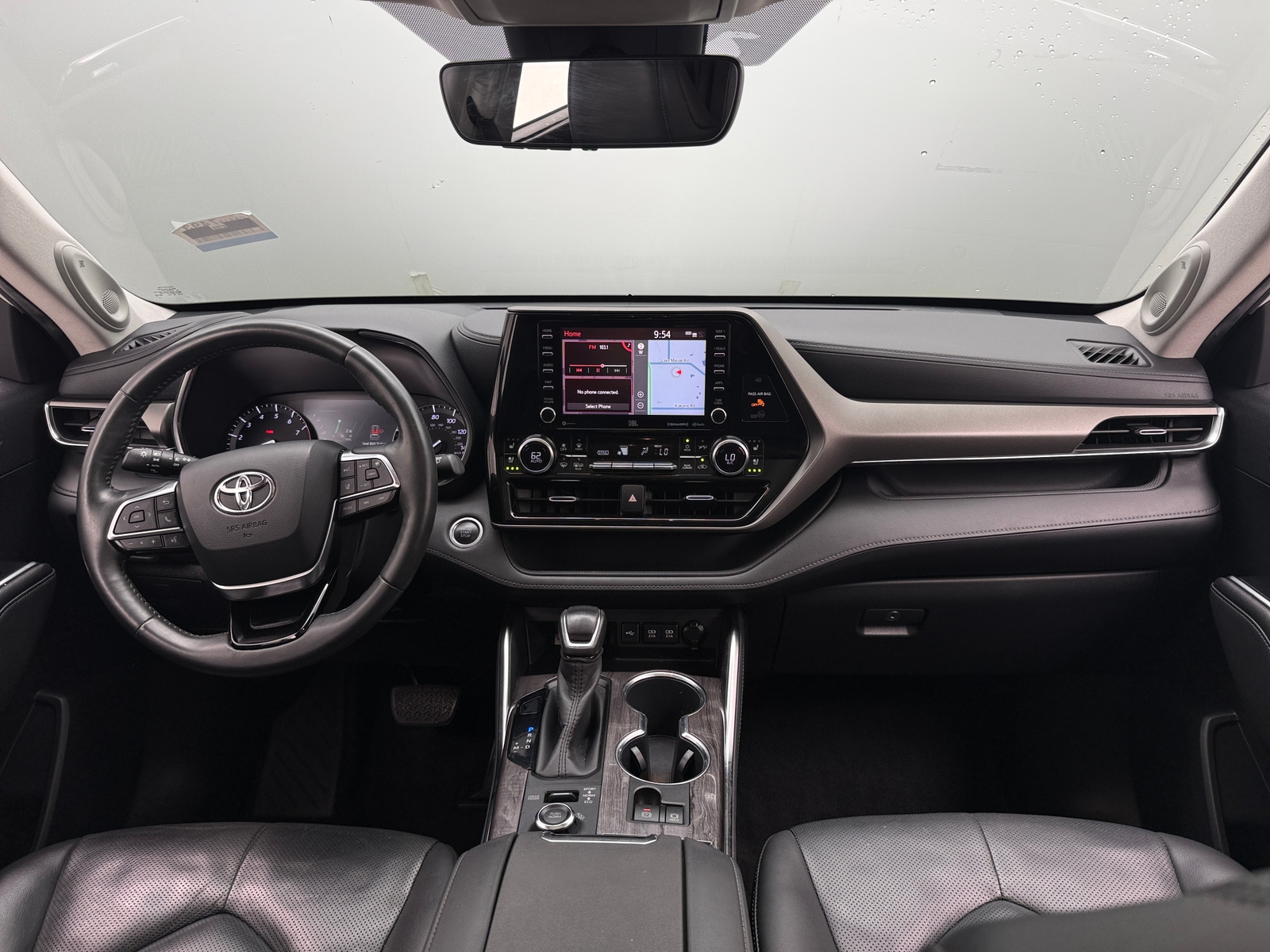 Thumbnail: 2020 Toyota Highlander - 2