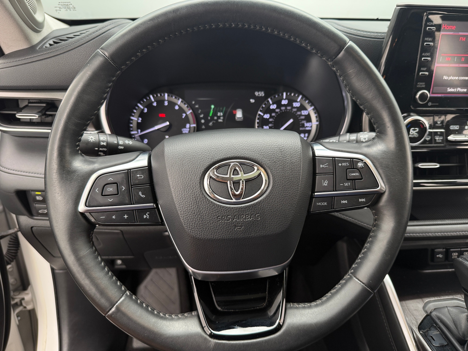Thumbnail: 2020 Toyota Highlander - 4