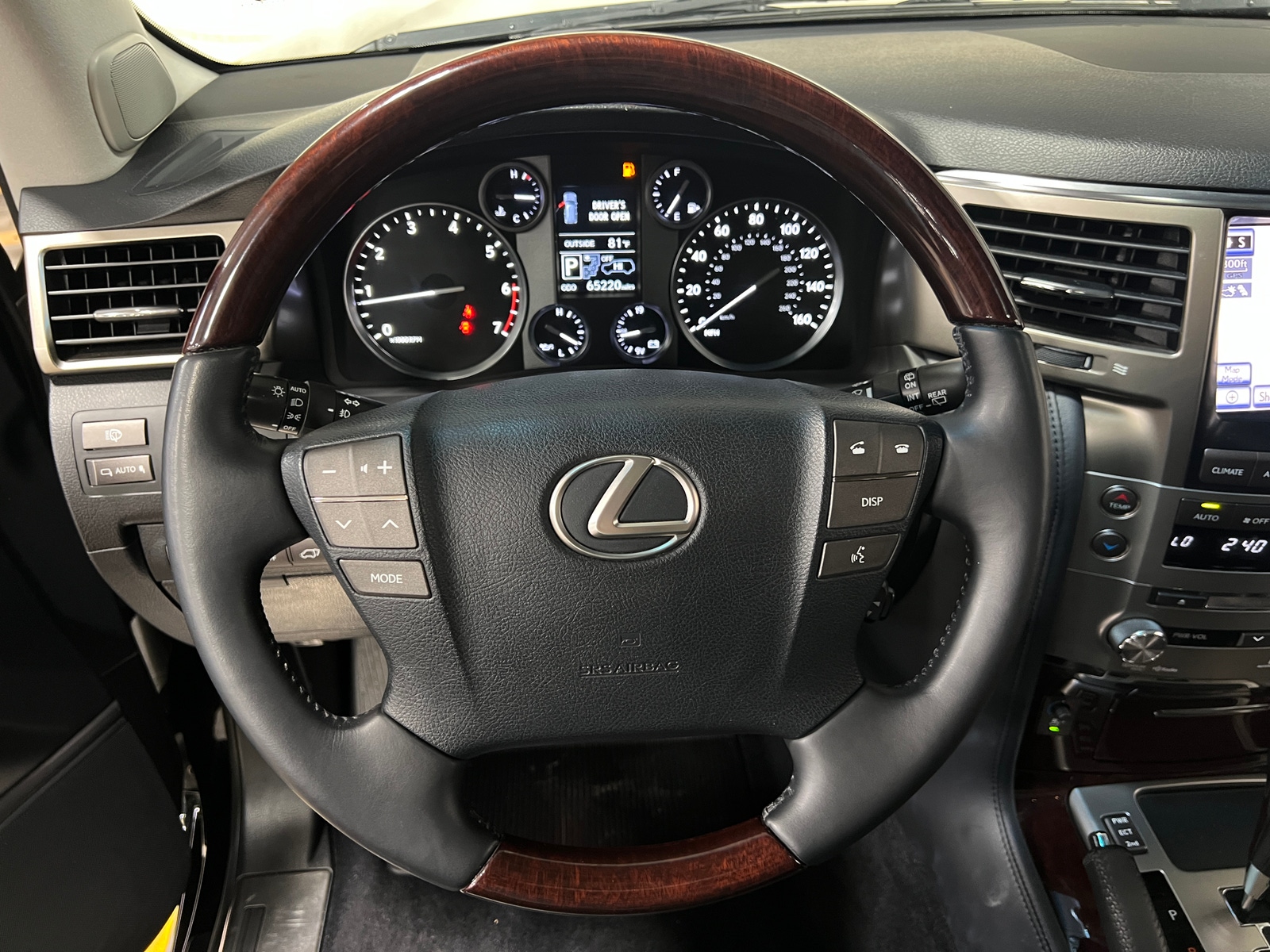 Thumbnail: 2014 Lexus LX - 4