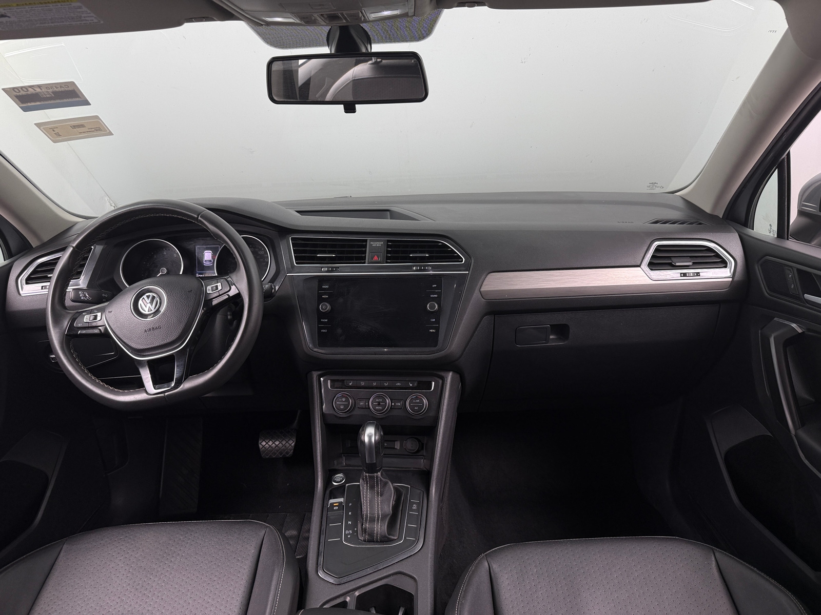 Thumbnail: 2021 Volkswagen Tiguan - 2