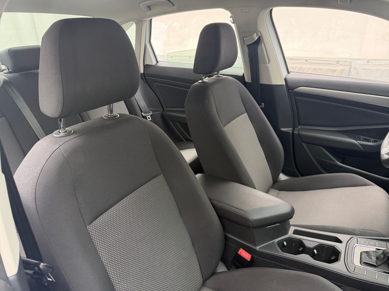 Thumbnail: 2021 Volkswagen Jetta - 2