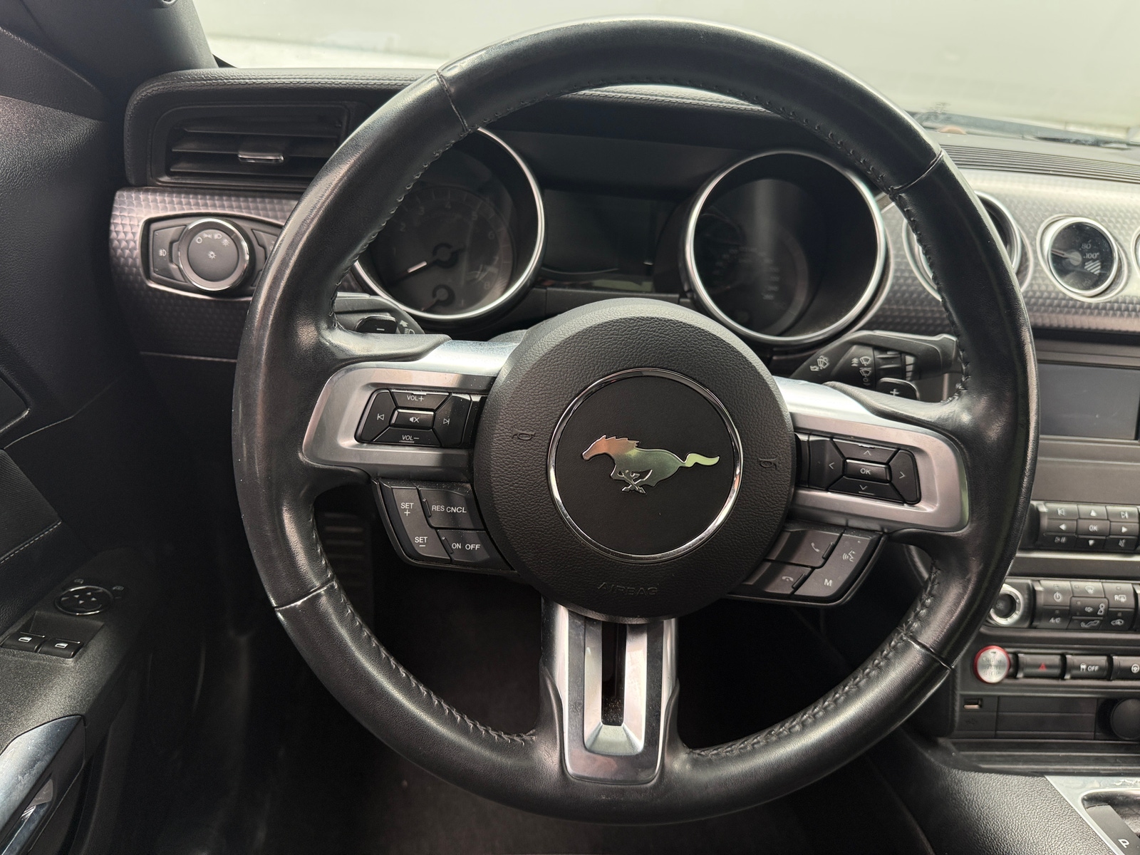 Thumbnail: 2019 Ford Mustang - 4