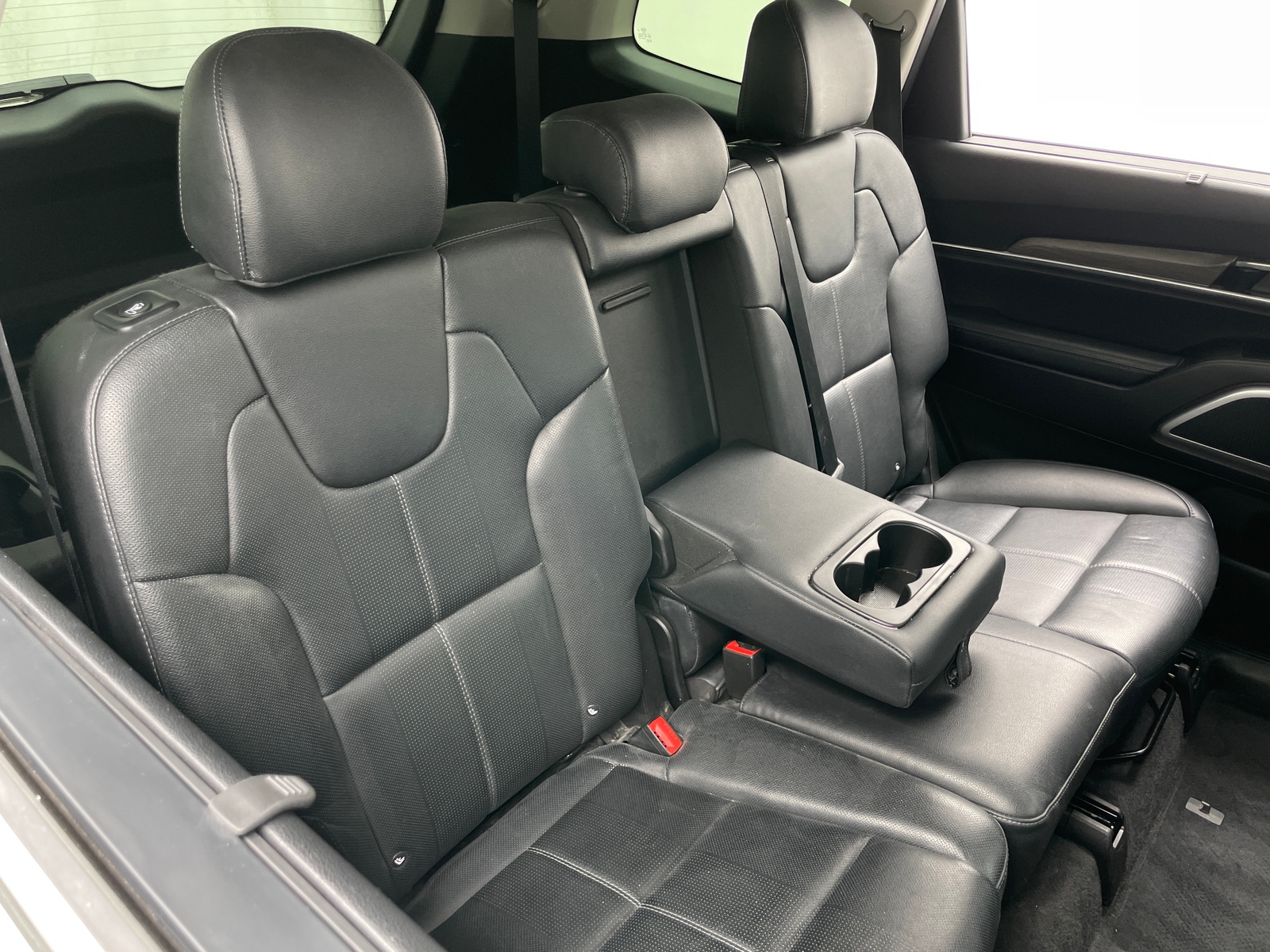 Thumbnail: 2020 Kia Telluride - 5