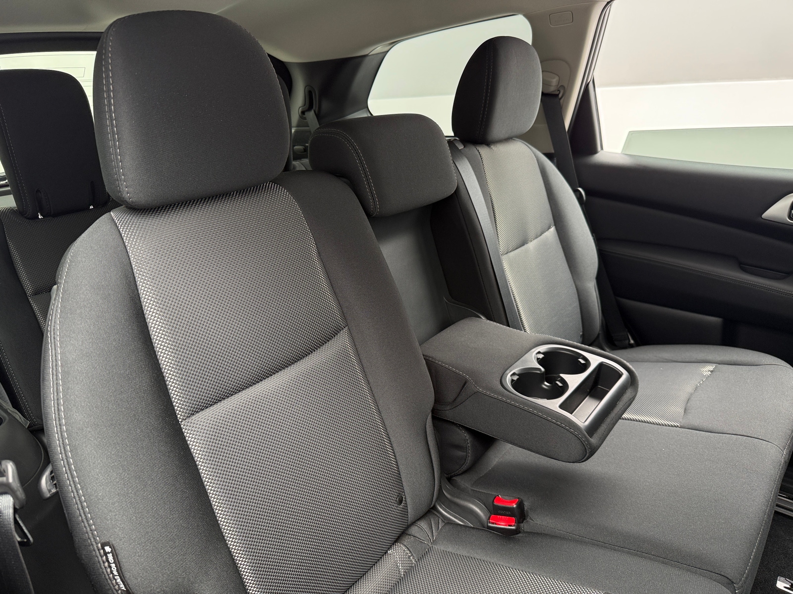 Thumbnail: 2019 Nissan Pathfinder - 6