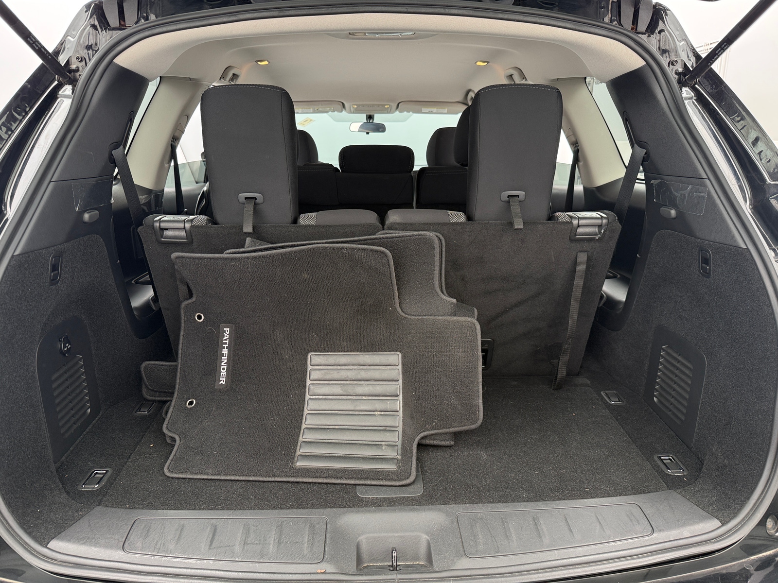 Thumbnail: 2019 Nissan Pathfinder - 7