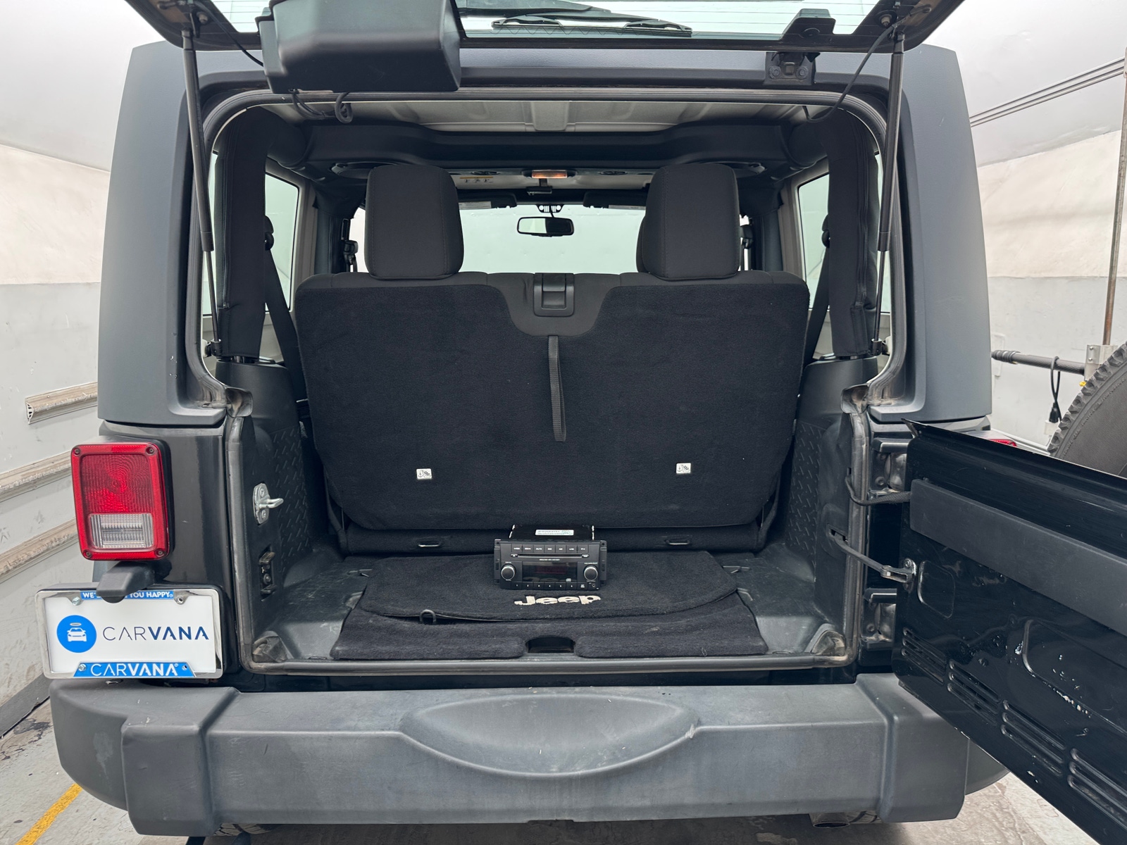 Thumbnail: 2014 Jeep Wrangler - 7