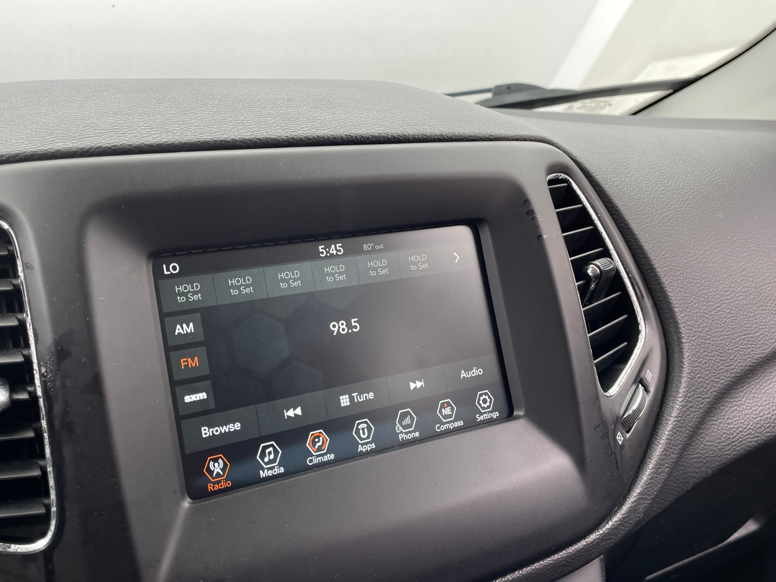 Thumbnail: 2018 Jeep Compass - 4