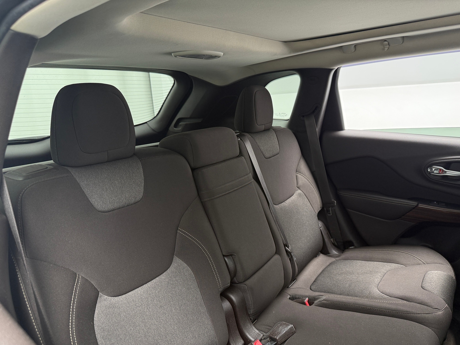 Thumbnail: 2014 Jeep Cherokee - 6