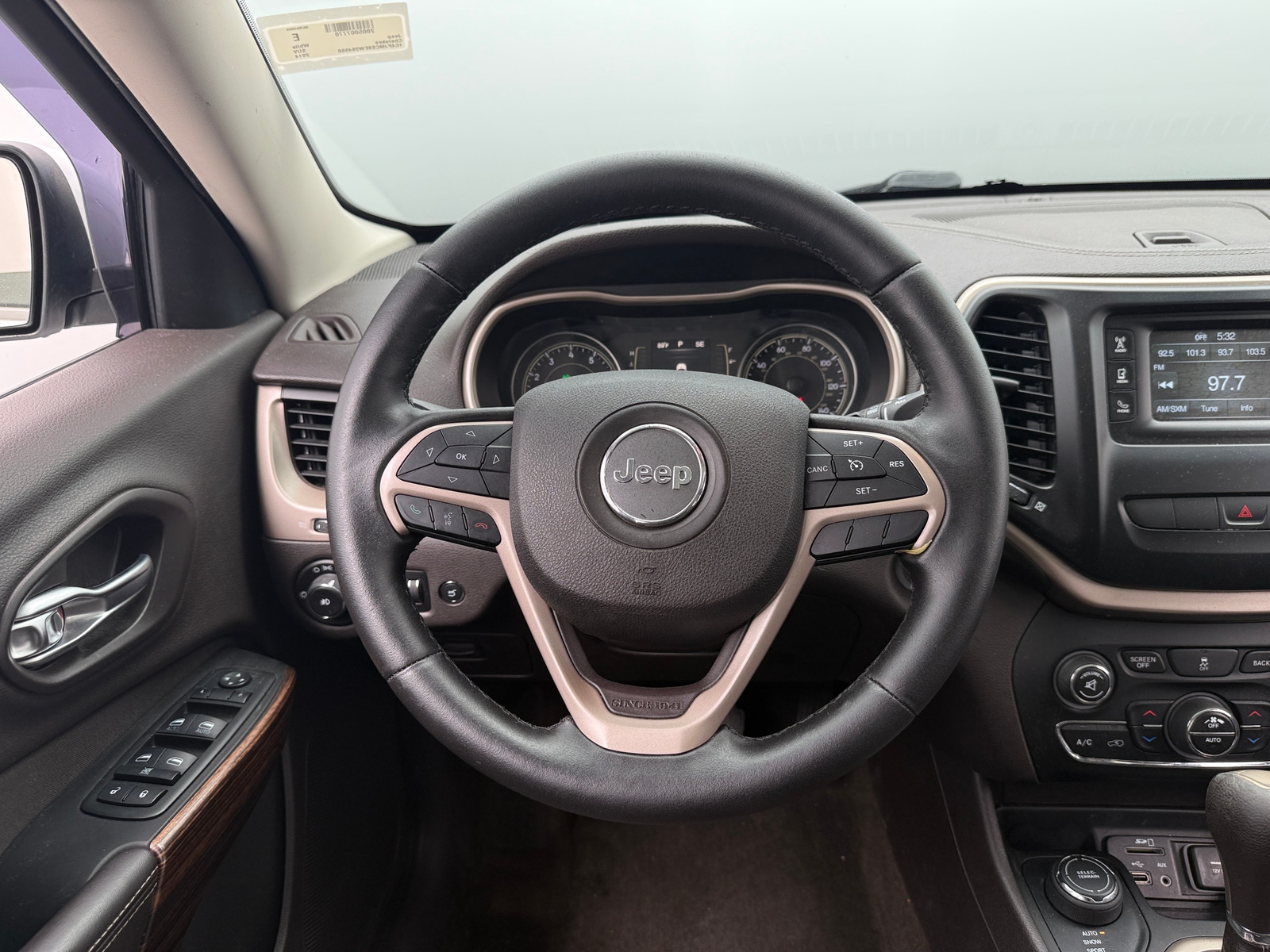 Thumbnail: 2014 Jeep Cherokee - 5
