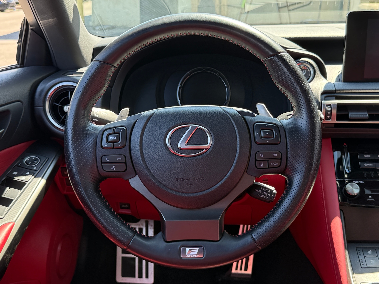 Thumbnail: 2021 Lexus IS - 4