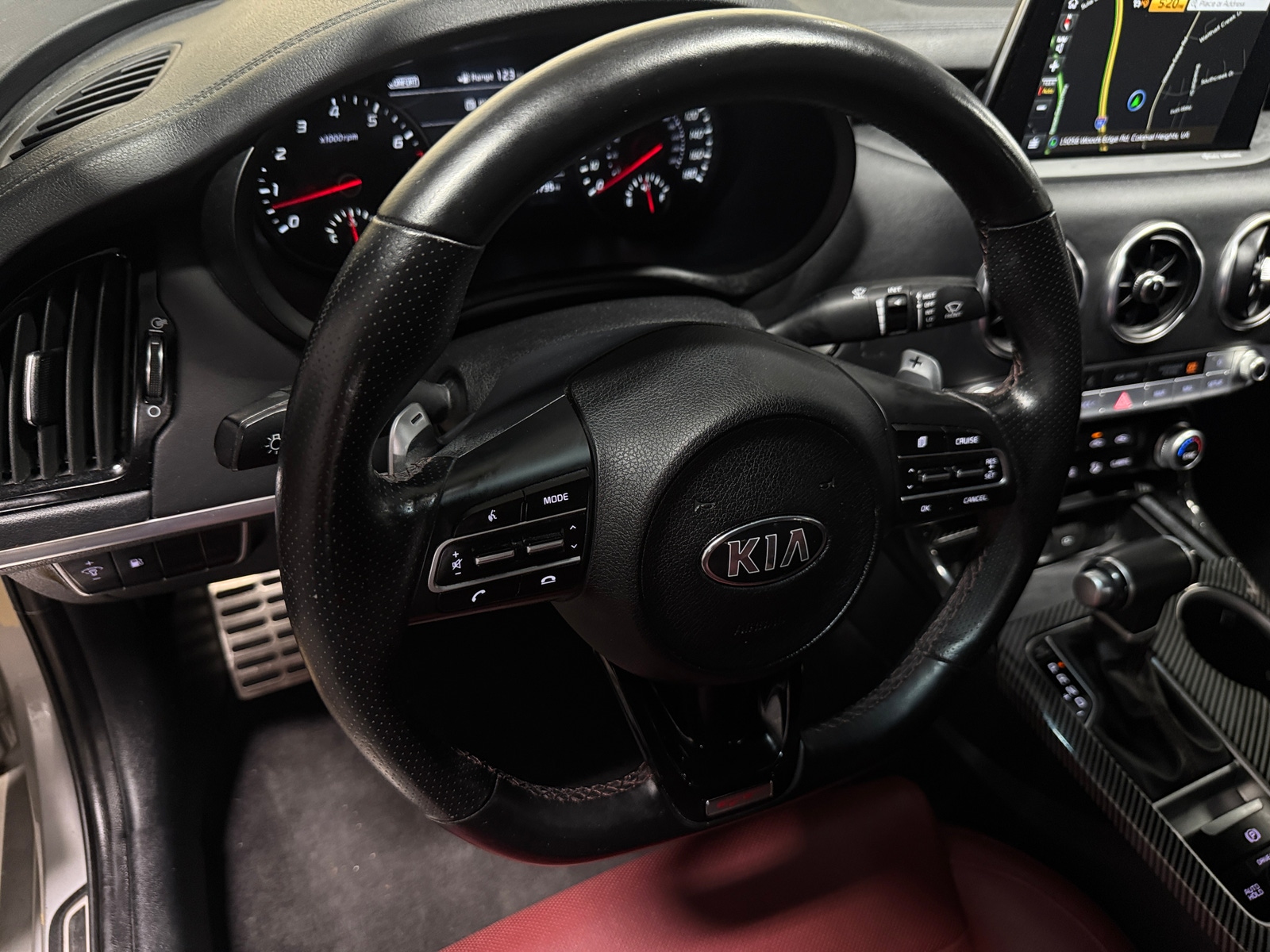 Thumbnail: 2018 Kia Stinger - 4