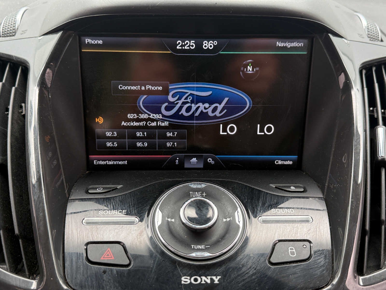 Thumbnail: 2014 Ford Escape - 3