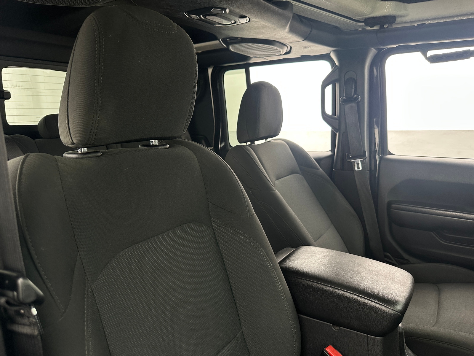 Thumbnail: 2021 Jeep Gladiator - 2