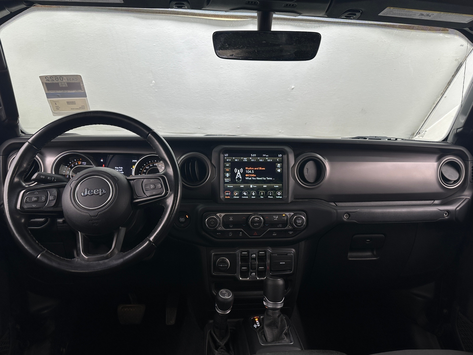 Thumbnail: 2021 Jeep Gladiator - 3