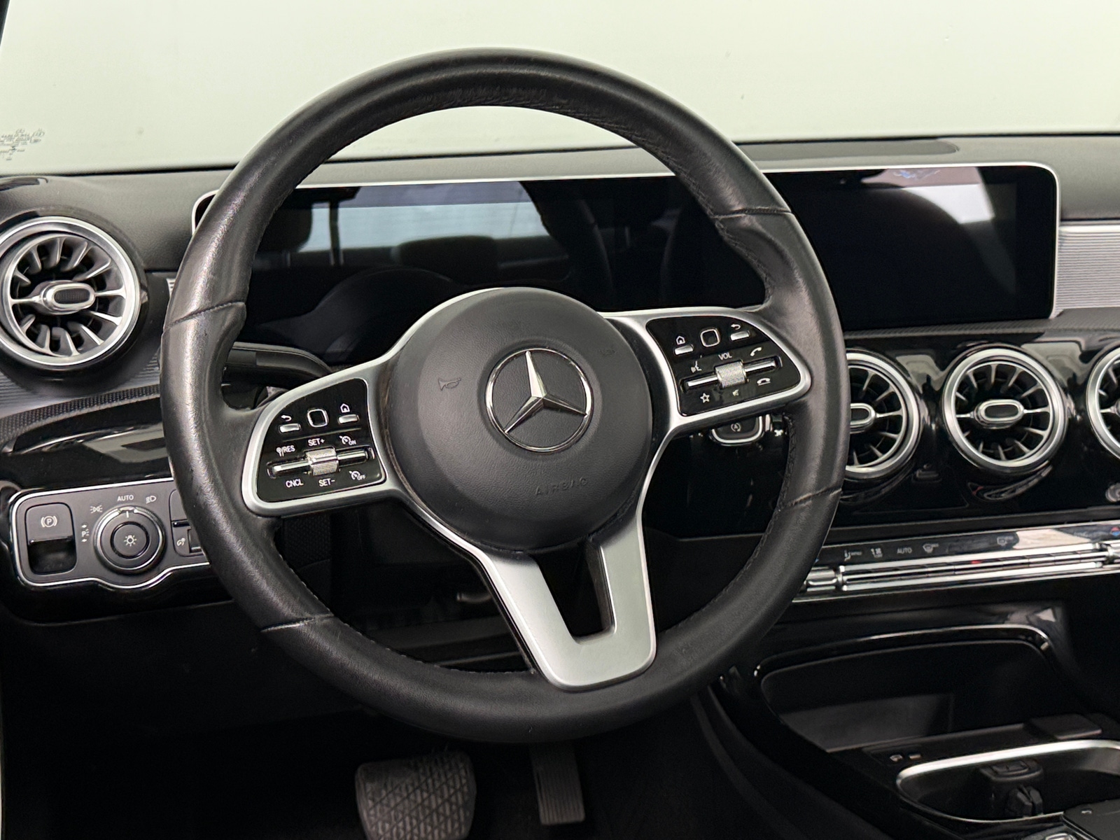 Thumbnail: 2020 Mercedes-Benz A-Class - 4