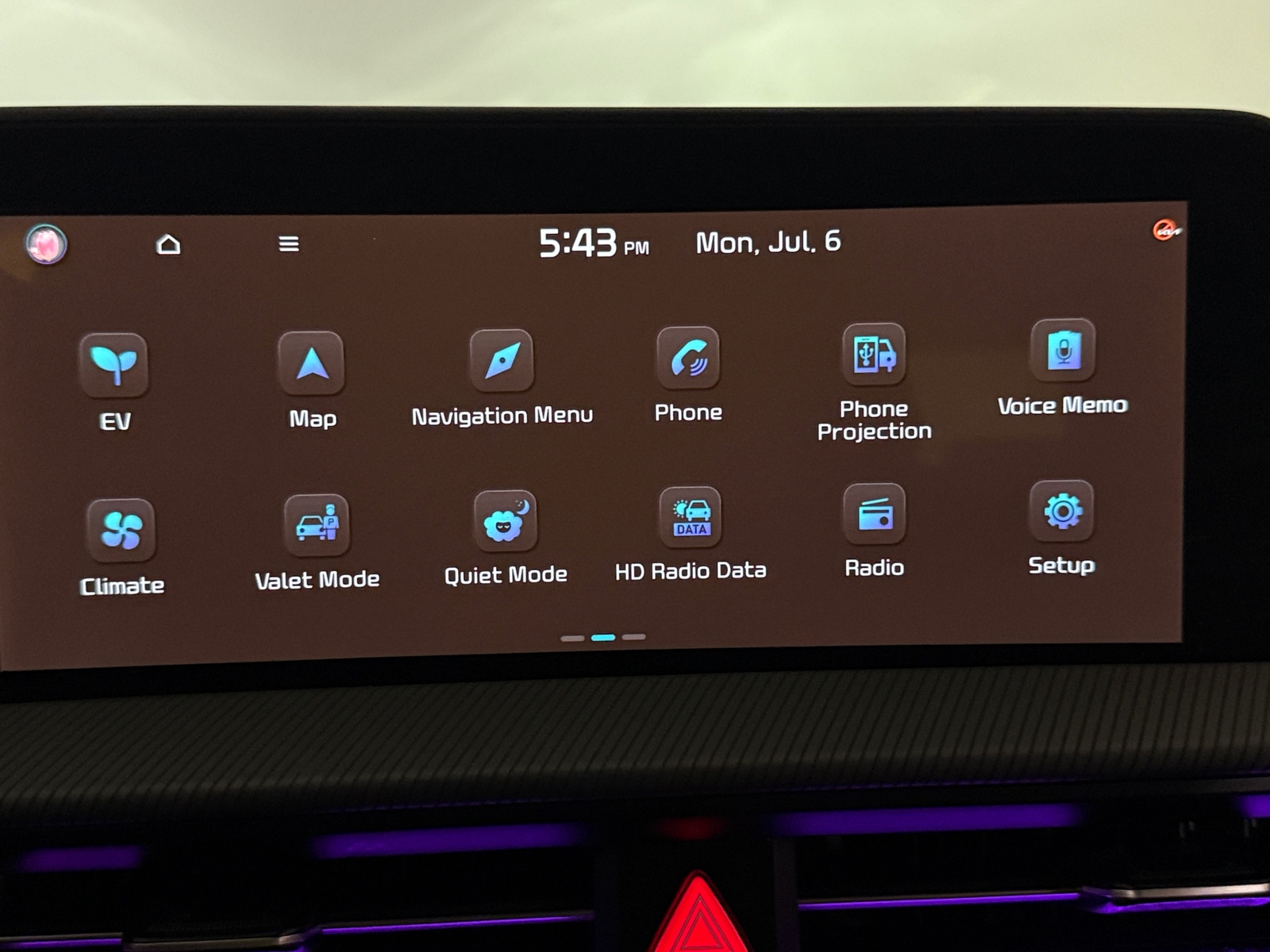 Thumbnail: 2022 Kia EV6 - 3
