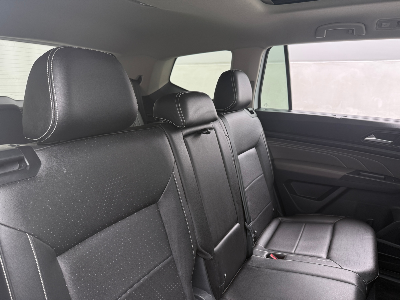 Thumbnail: 2023 Volkswagen Atlas - 5