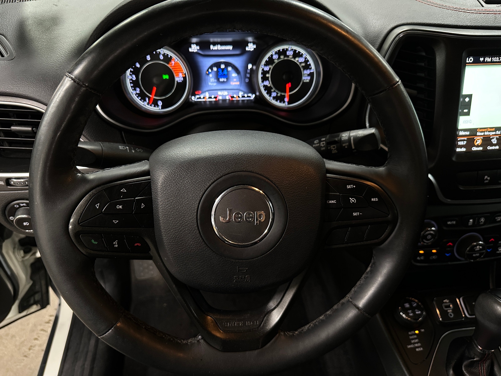 Thumbnail: 2019 Jeep Cherokee - 4