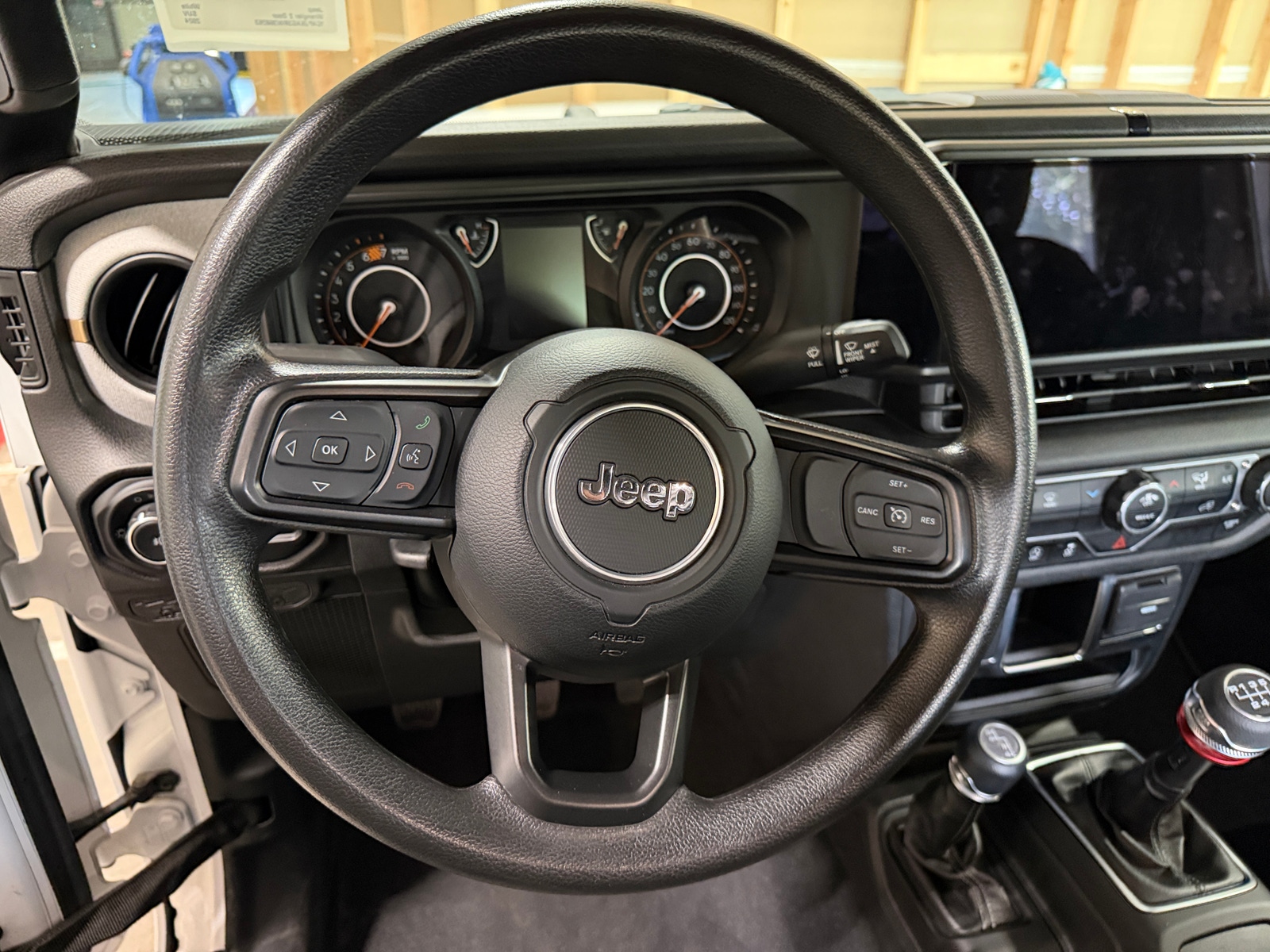 Thumbnail: 2024 Jeep Wrangler - 5