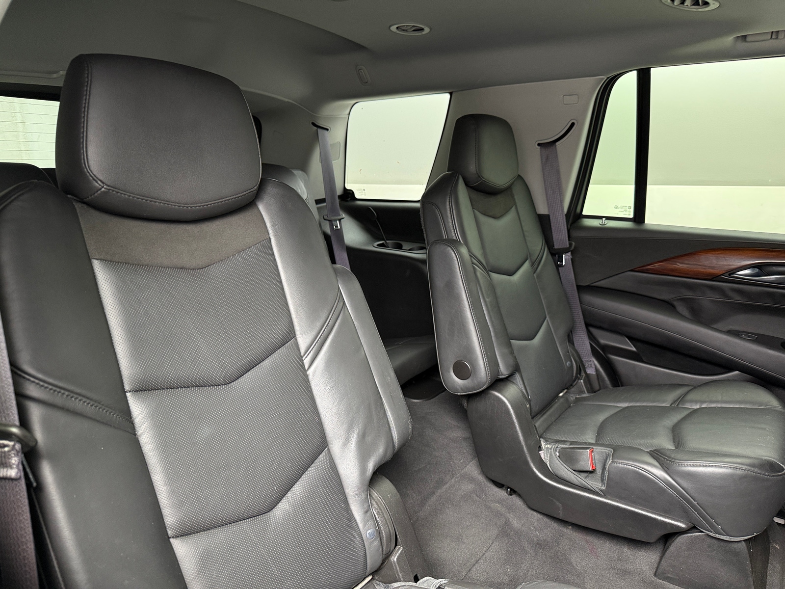 Thumbnail: 2015 Cadillac Escalade - 5