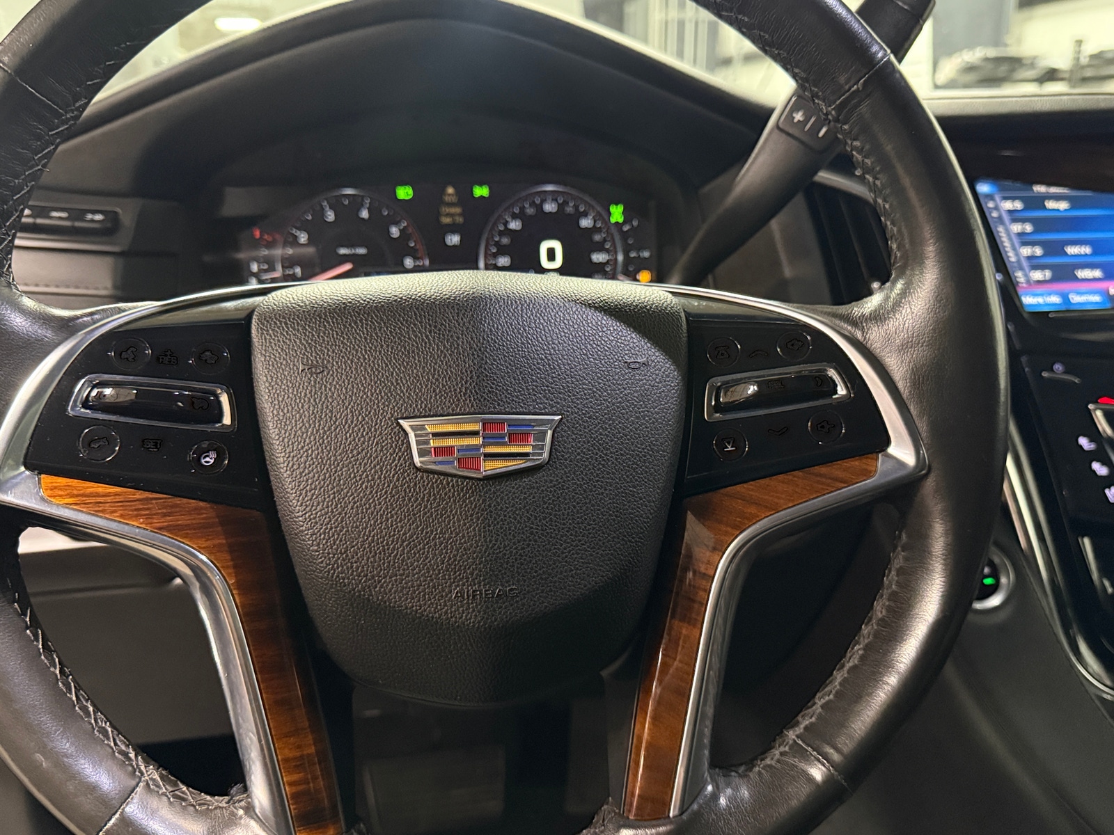 Thumbnail: 2015 Cadillac Escalade - 4