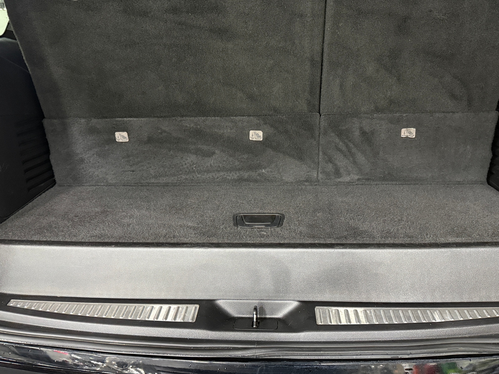 Thumbnail: 2015 Cadillac Escalade - 6