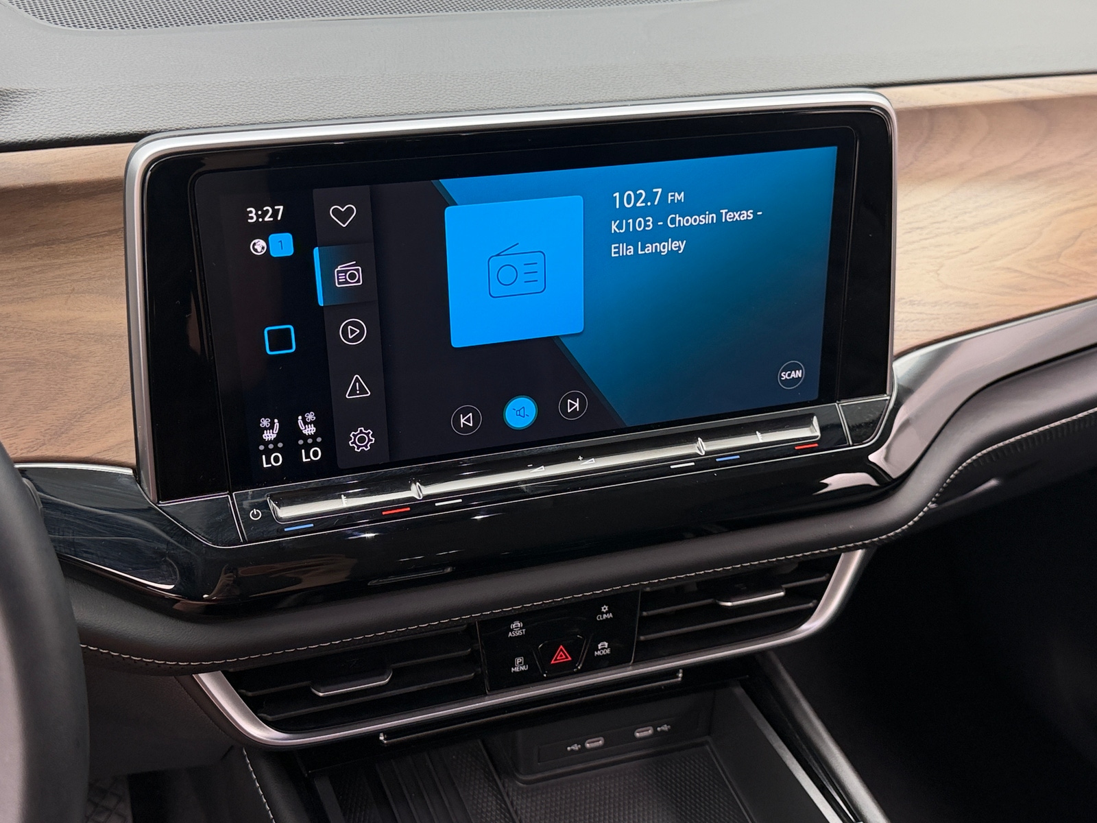 Thumbnail: 2026 Volkswagen Atlas - 3