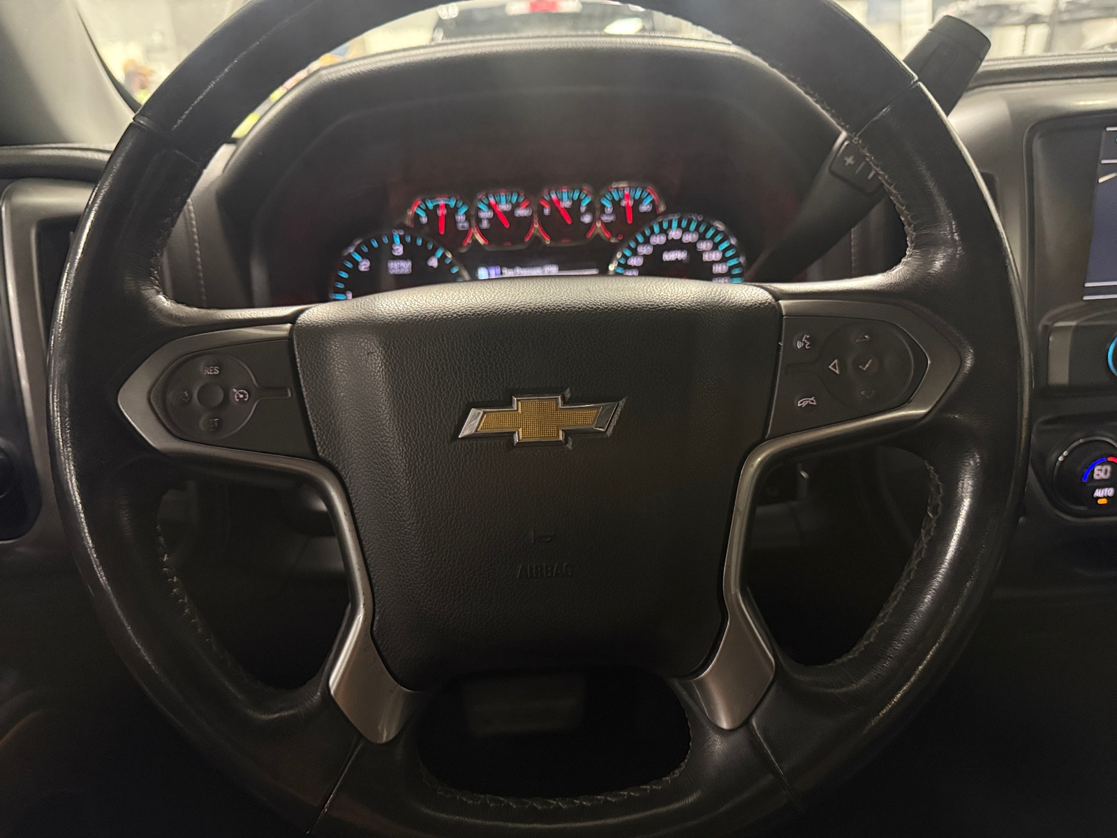 Thumbnail: 2018 Chevrolet Silverado 1500 - 4