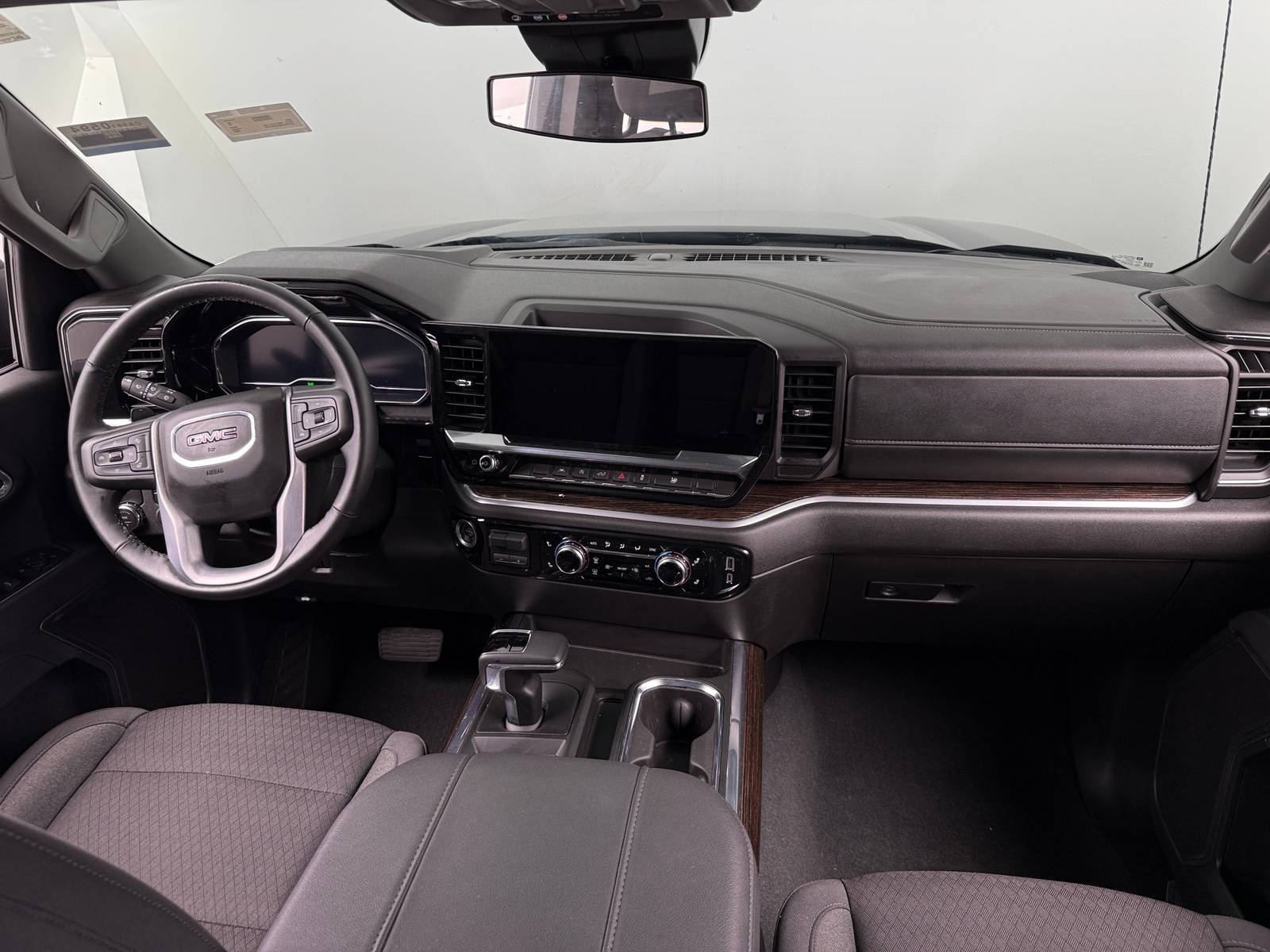 Thumbnail: 2025 GMC Sierra 1500 - 3