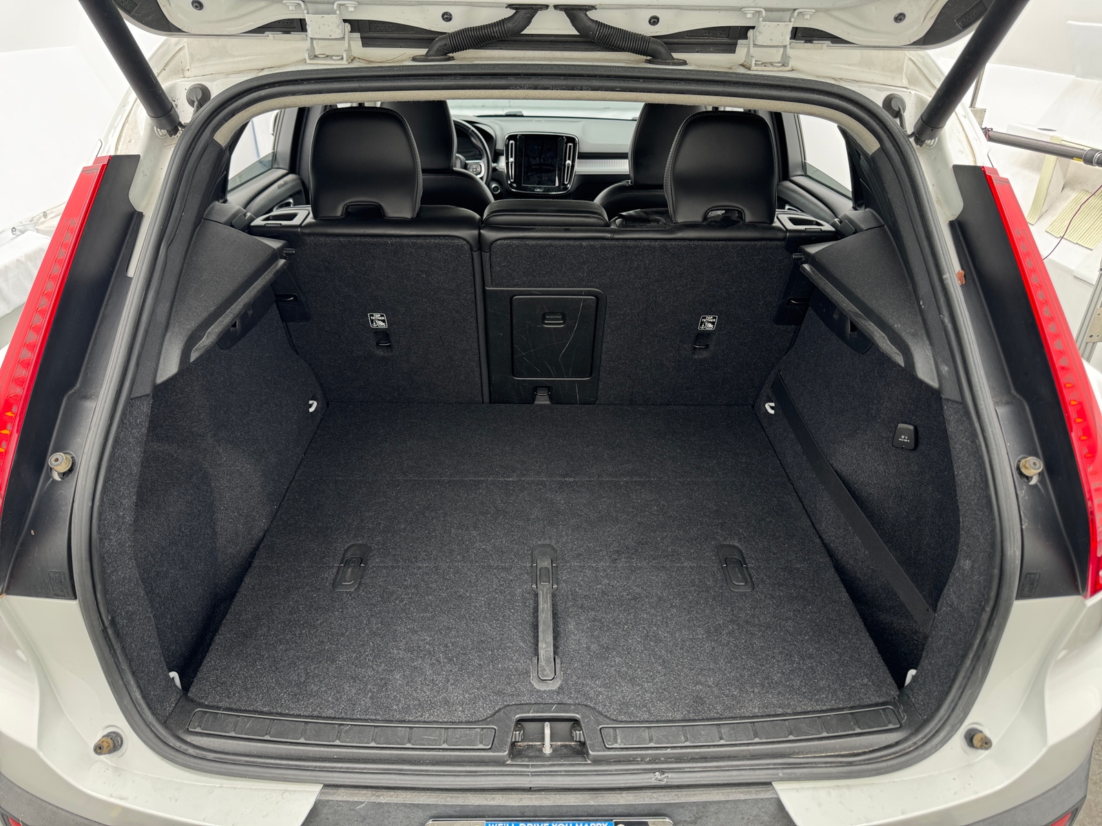 Thumbnail: 2019 Volvo XC40 - 6