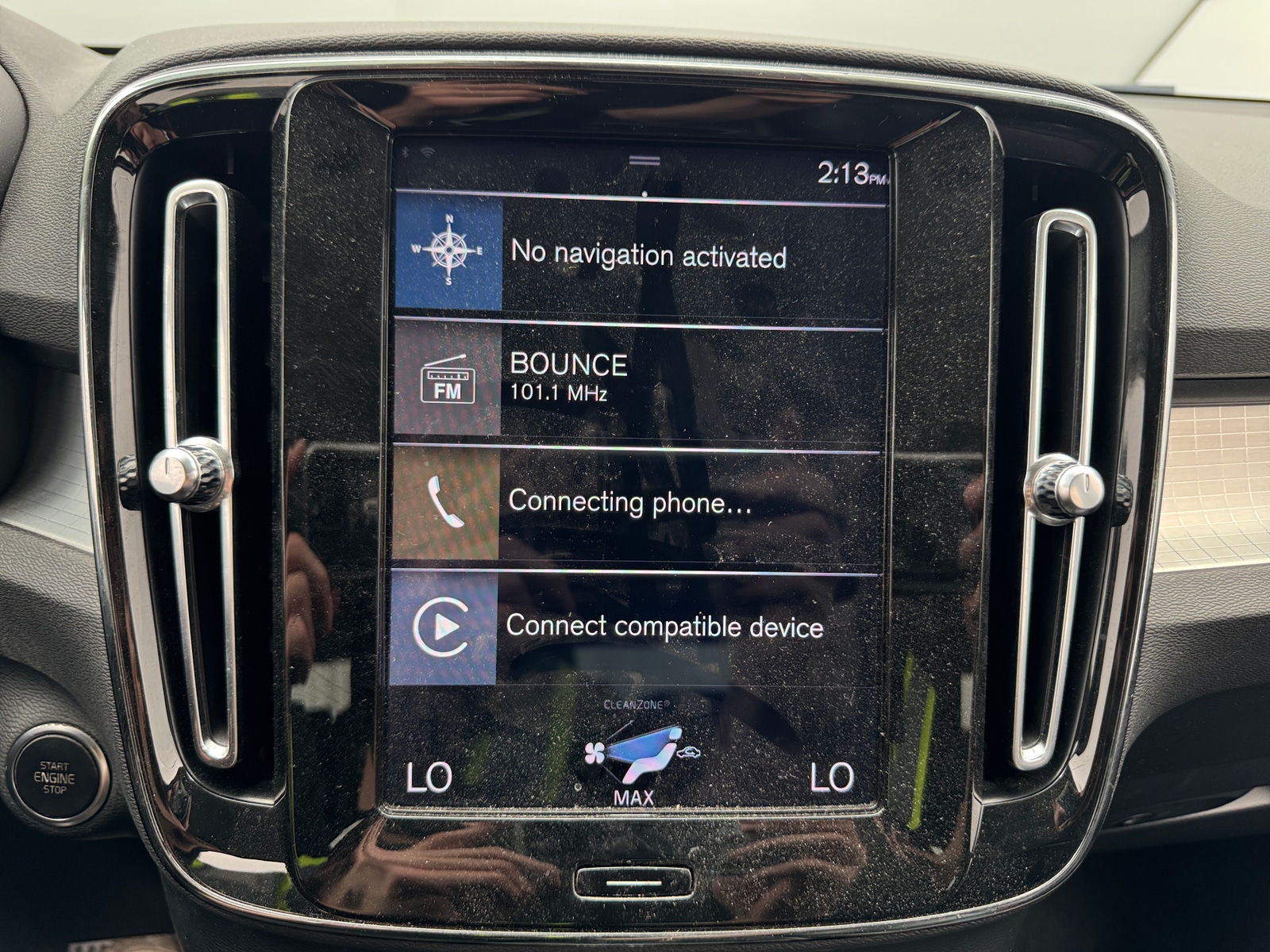 Thumbnail: 2019 Volvo XC40 - 3