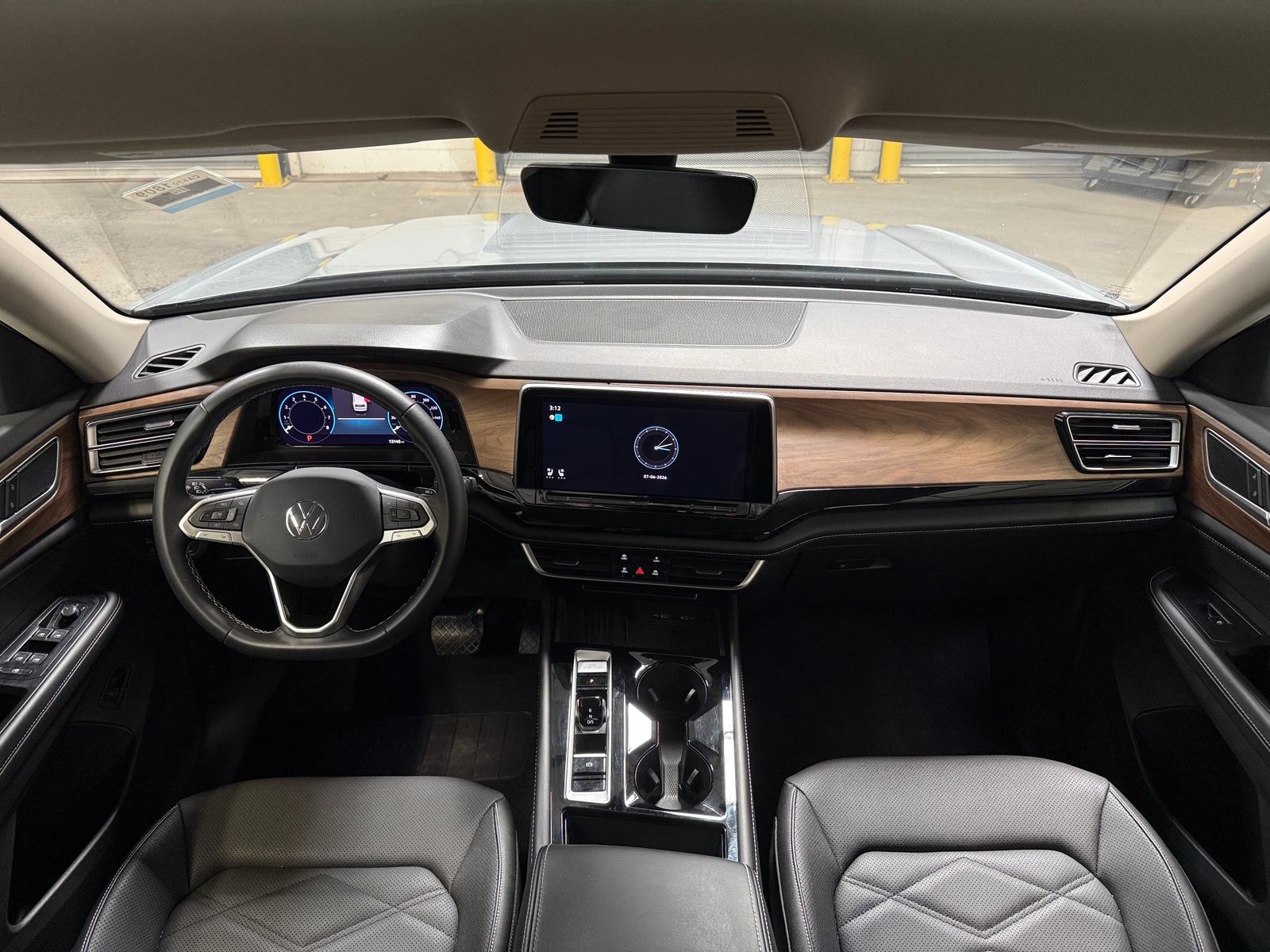 Thumbnail: 2026 Volkswagen Atlas - 2