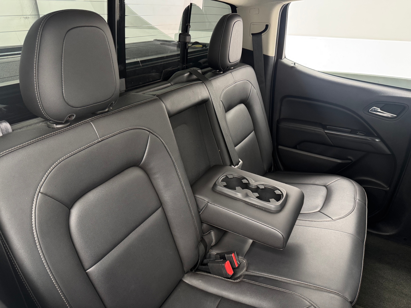 Thumbnail: 2016 GMC Canyon - 5