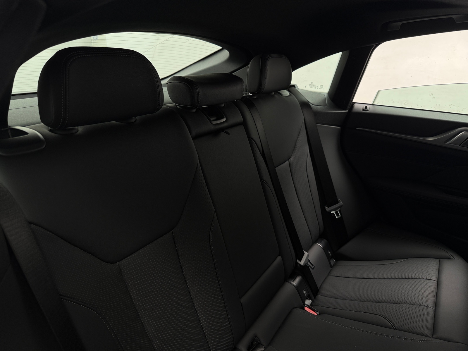 Thumbnail: 2026 BMW 4 Series - 5