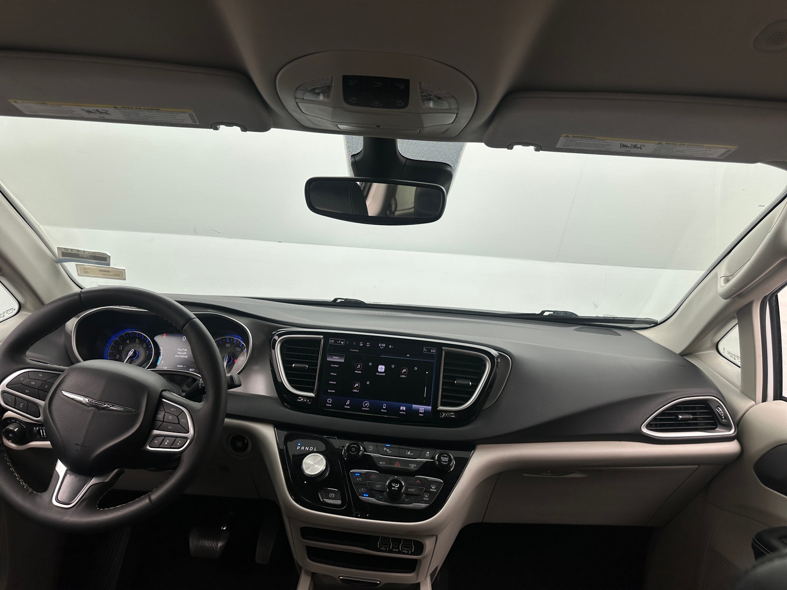 Thumbnail: 2024 Chrysler Pacifica - 2