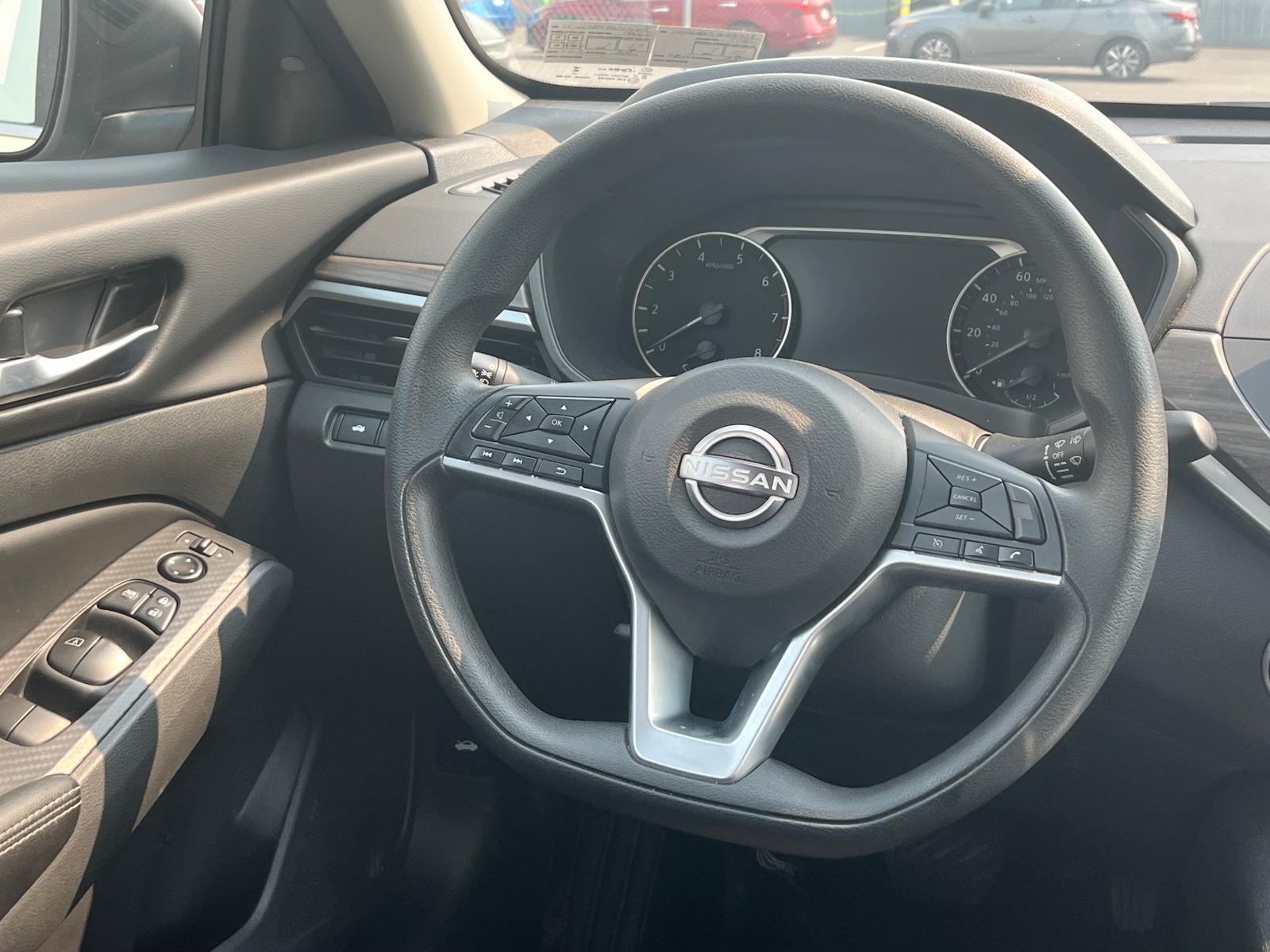 Thumbnail: 2025 Nissan Altima - 5