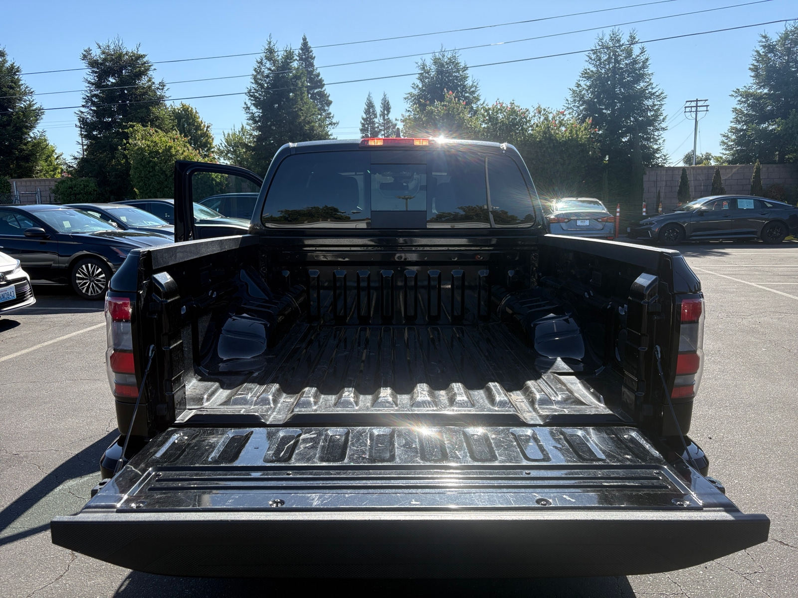 Thumbnail: 2026 Nissan Frontier - 6