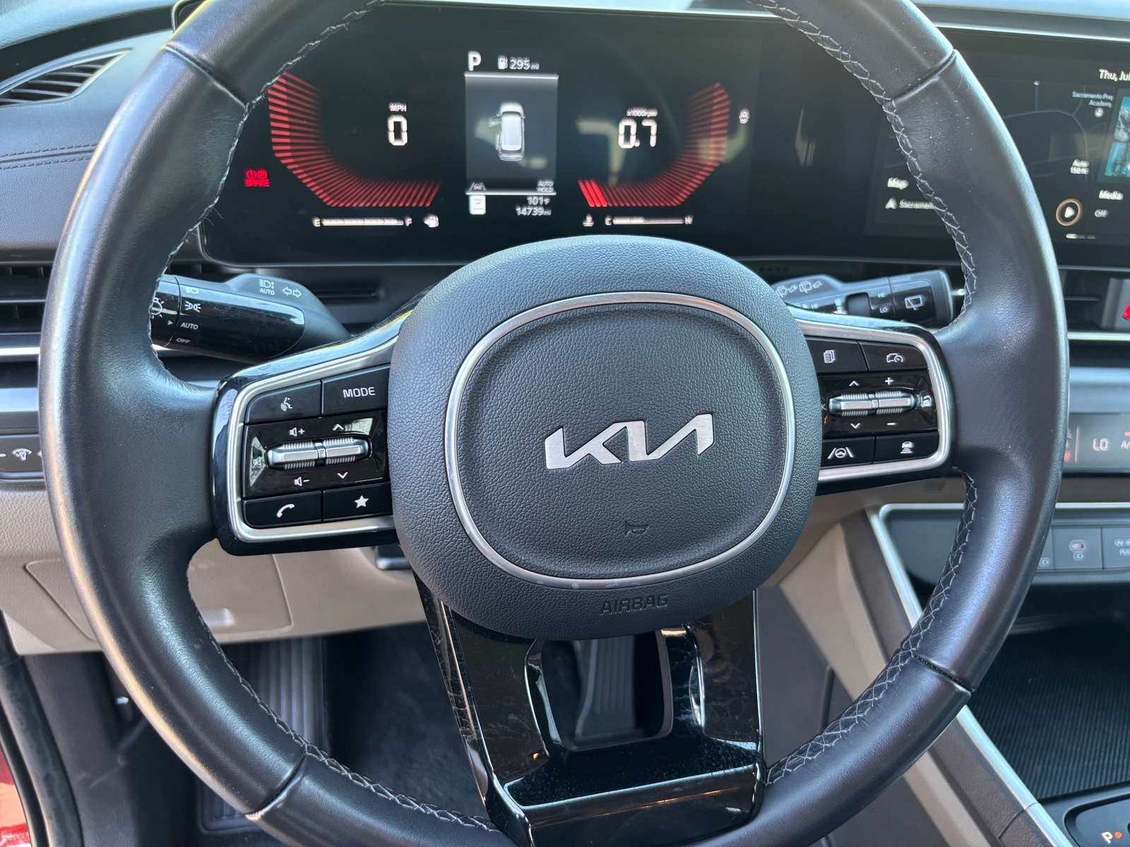 Thumbnail: 2026 Kia Carnival - 4