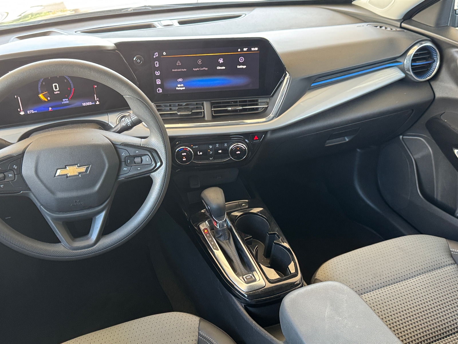 Thumbnail: 2025 Chevrolet Trax - 4