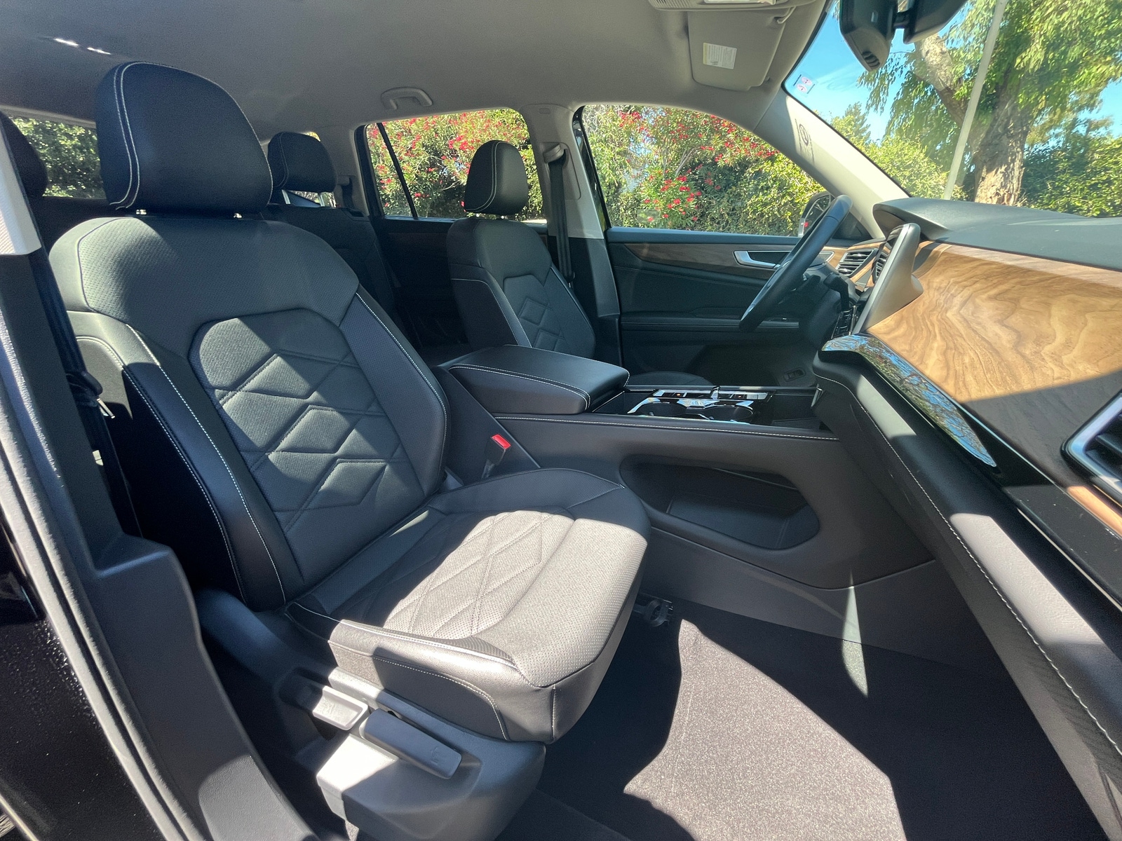 Thumbnail: 2026 Volkswagen Atlas - 2