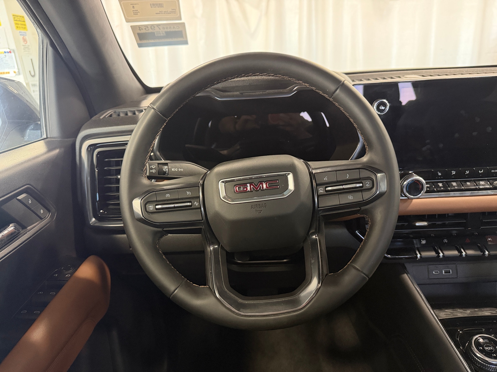 Thumbnail: 2024 GMC Canyon - 5