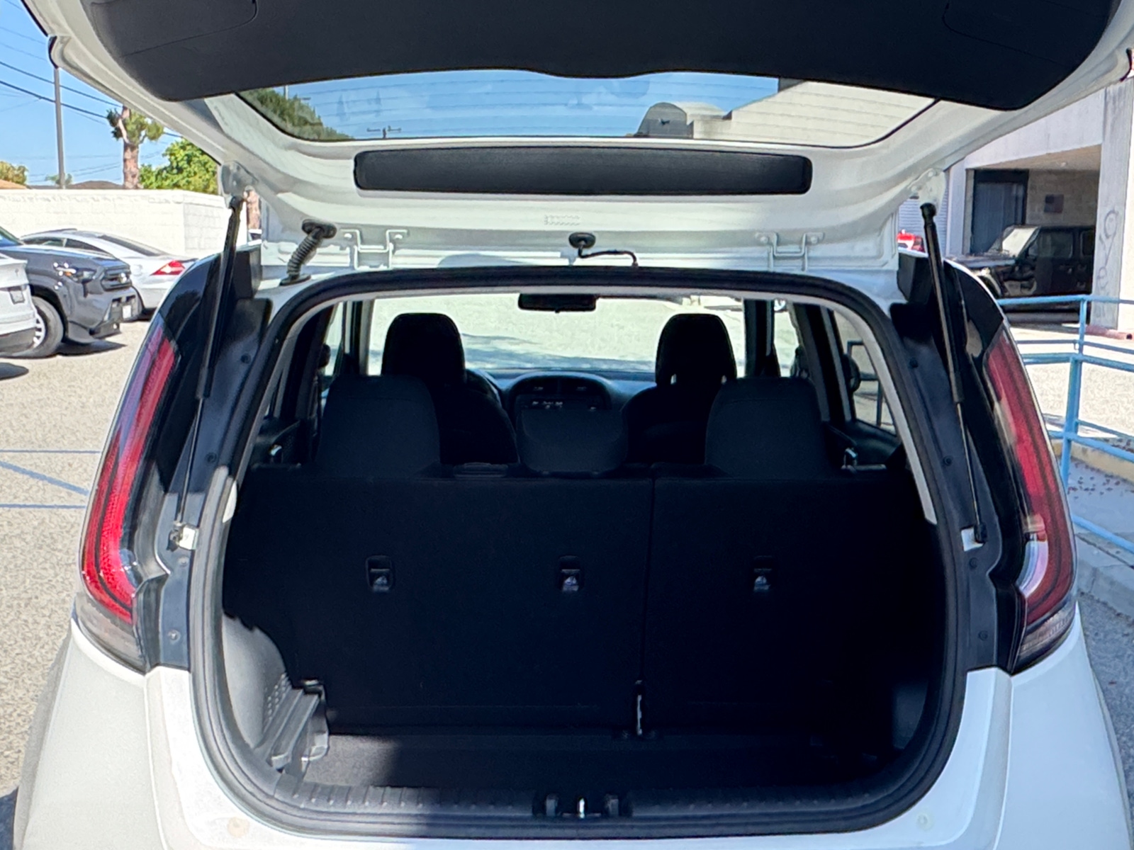 Thumbnail: 2025 Kia Soul - 6